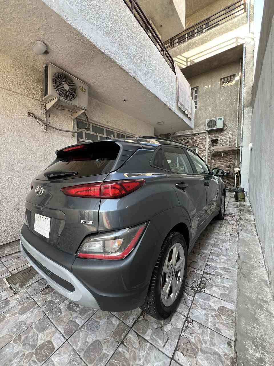 HYUNDI KONA 2022
وارد امريكي حادث جاملغ وبنيد ايرباك ستيرن راجع سستم السونار مرفق ويا الصور 
بصمه 
شاشه 
رادار
توقف ذاتي +تحكم ستيرن + ٣ وضعيات قياده 
AWD
وباقي مواصفاتها المعروفه 
السعر ١٣٤ وبيها مجال بسيط 
مكاني بغداد الاعظميه 
***********

