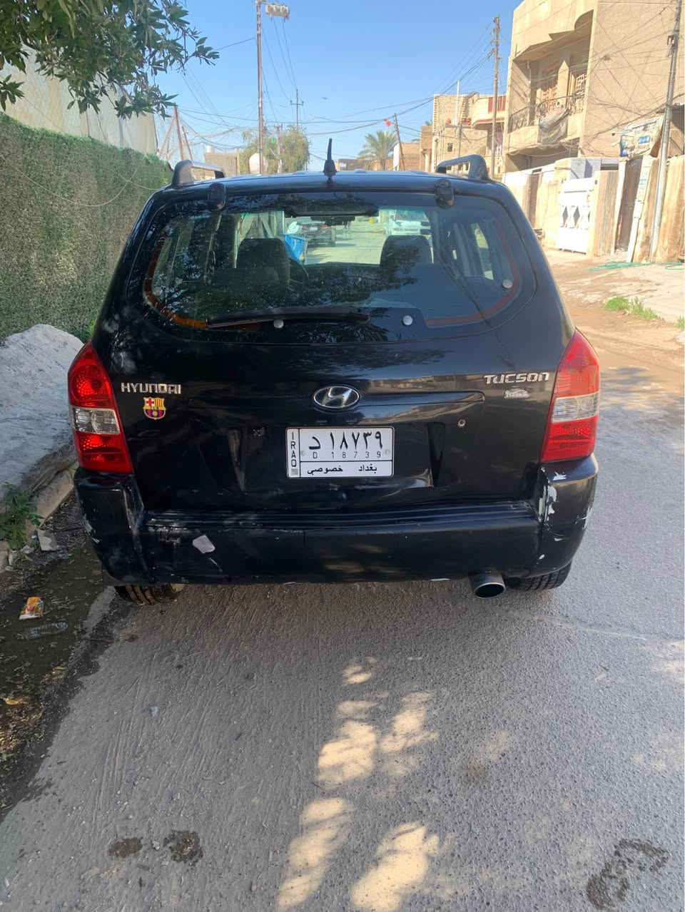 🚗 توسان 2008 للبيع - مال جنّاي ونظيفة 
السيارة وارد كندي، جاهزة من كلشي وما محتاجة أي مصروف، 
التفاصيل:
• الموديل: 2008.
• المحرك: 2000 (اقتصادي ونشط).
• اللون: أسود ملكي.
• الكير والمكينة: بشرط الفحص، كير ومكينة خير من الله.
• التبريد: ثلج وشغال 100%.
الإضافات والنظافة:
• الصدر والتايرات: تخم تاير جديد (نضيف).
• الداخلية: شاشة أندرويد حديثة.مع كامرا
• الحالة: السيارة جاهزة للاستخدام، لا نقص ولا صوت.
📍 مكان السيارة: بغداد (متواجد في حي المواصلات / أو يم مدينة الطب).
💰 السعر: [83ورقة] (بيها مجال بسيط للشراي المباشر).
📞 للاتصال: [***********] بغداد, العراق
