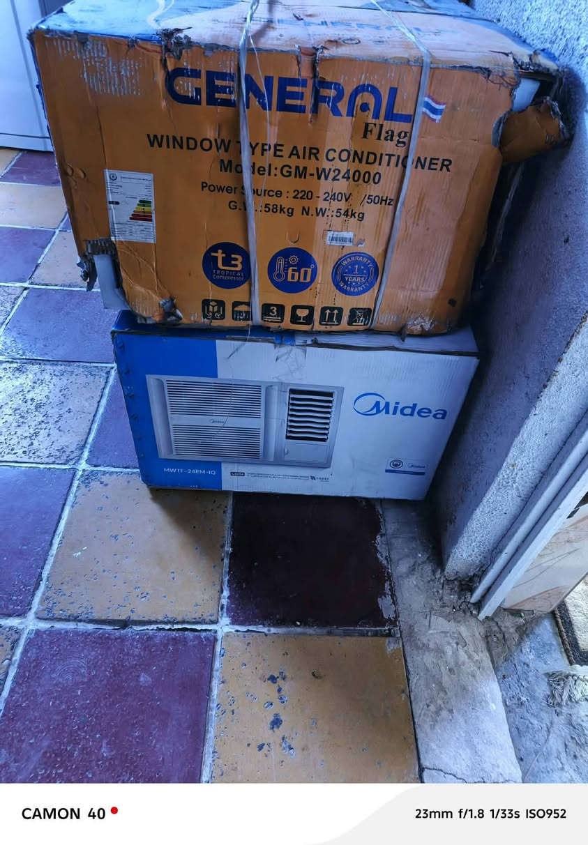 السلام عليكم غراض البيع جديد غير مستخدمات ابد جديد مكيفات العدد 4سعر الواحده ب325مجمده عشره قدم 225بلازمه حجم 55سعر ب300 برادات ثنين الحجم الكبير سعر الواحد ب100قفل شراي يتصل بغداد معامل ***********
