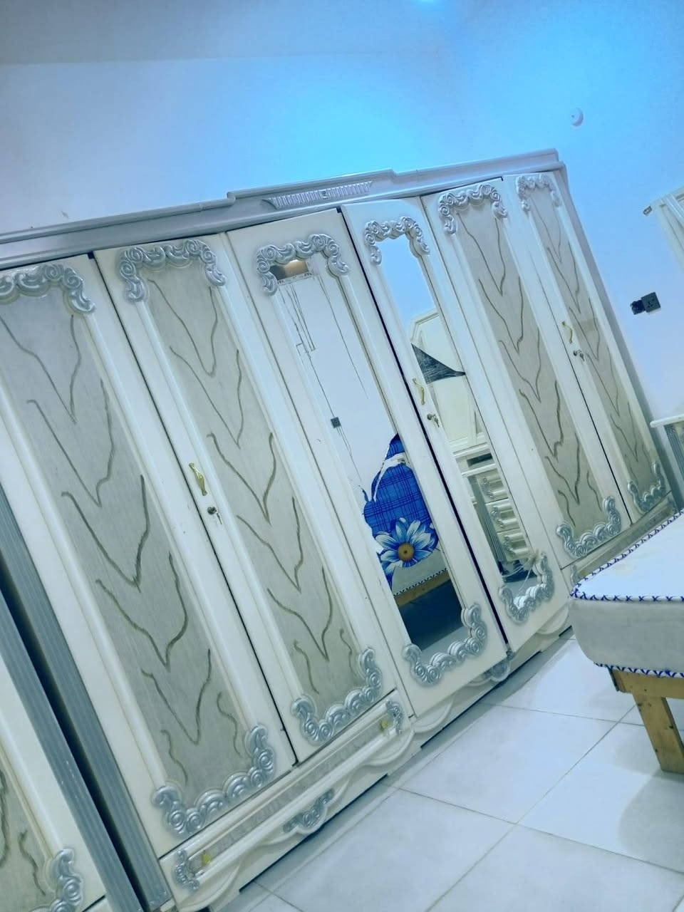 غرفه للبيع صاج ضررهه مكسوره الجامه مالت الكنتور يردونه ب900وبيه مجال العنوان ناصريه تضحيه حي المالكي


**إذا كنت صاحب هذا الإعلان وتريد حذفه لأي سبب، رجاءا أرسل رسالة إلى الدعم الفني**