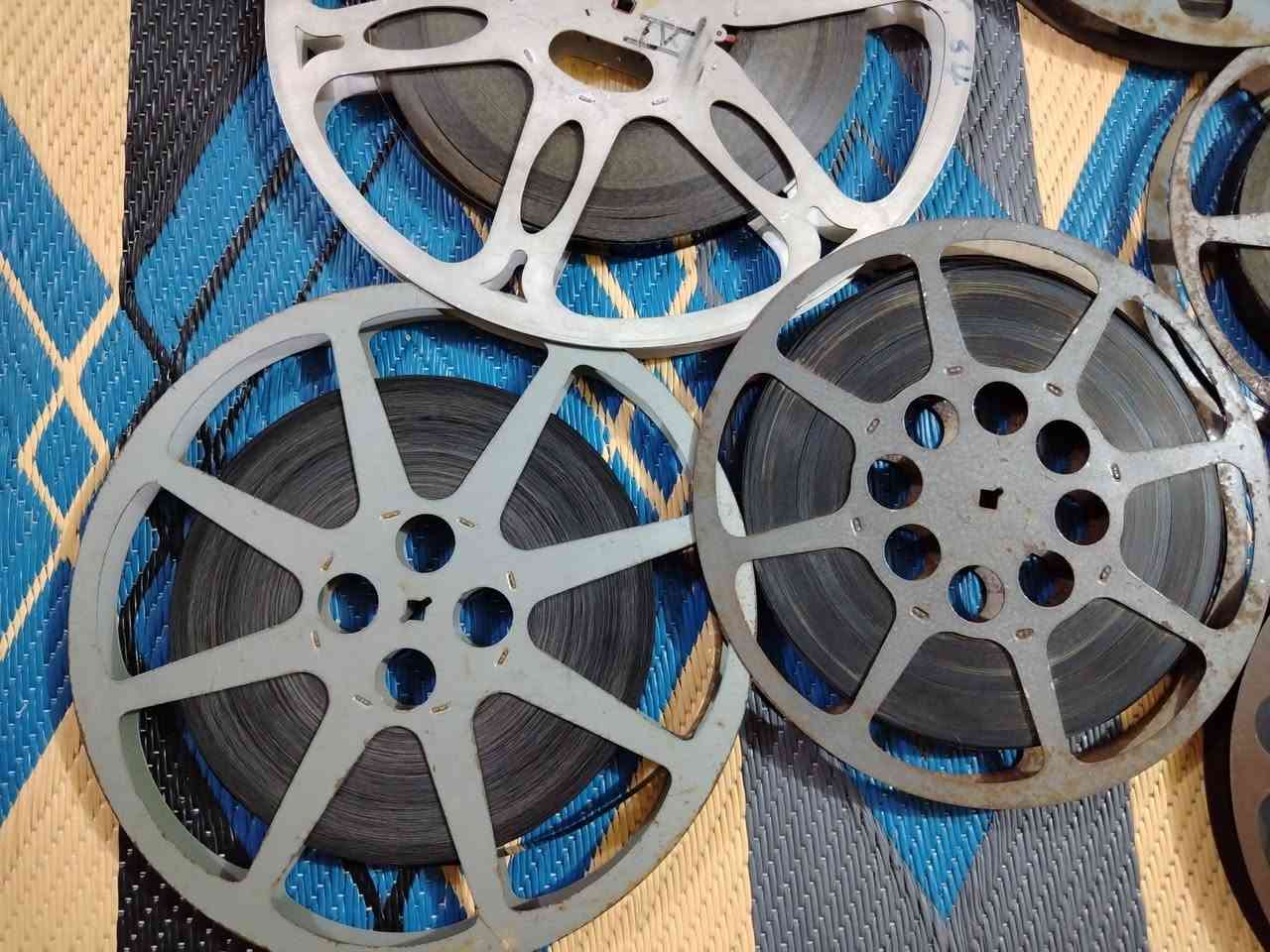 اشرطه سينما قديمه جدا للبيع


**إذا كنت صاحب هذا الإعلان وتريد حذفه لأي سبب، رجاءا أرسل رسالة إلى الدعم الفني**