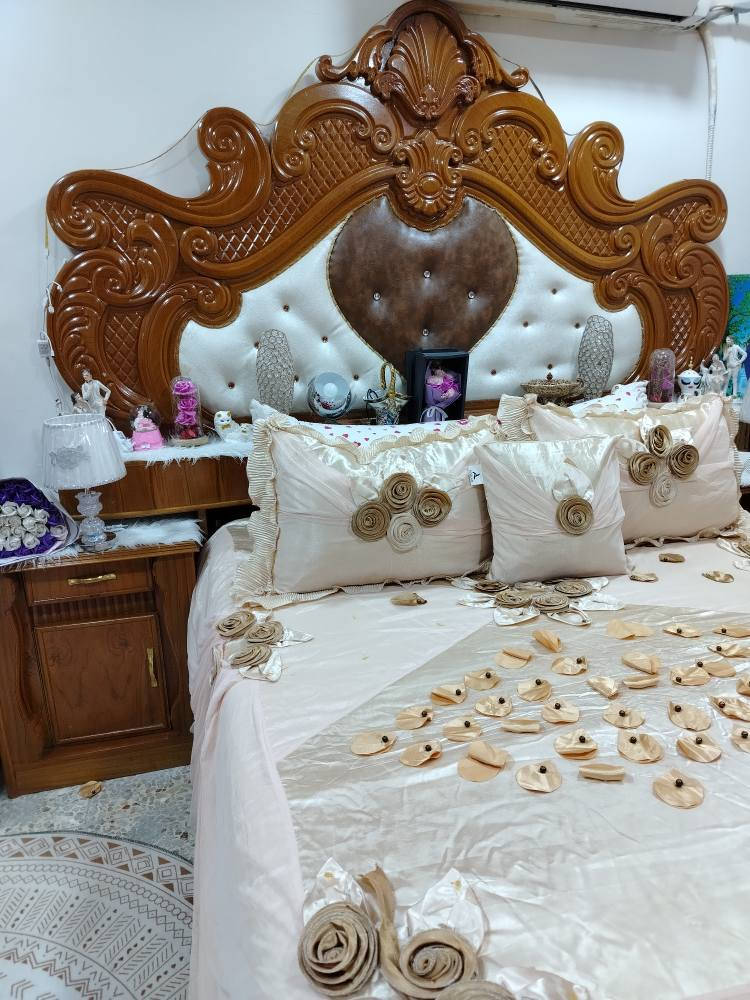 غرفه صاج تزكام نضافتها 100 بل 100 طابقين مع المندر ضغط عالي سعرها مليون و300 وبيها مجال قليل العنوان البصره الحيانيه الاتصال *********** البصرة, العراق
