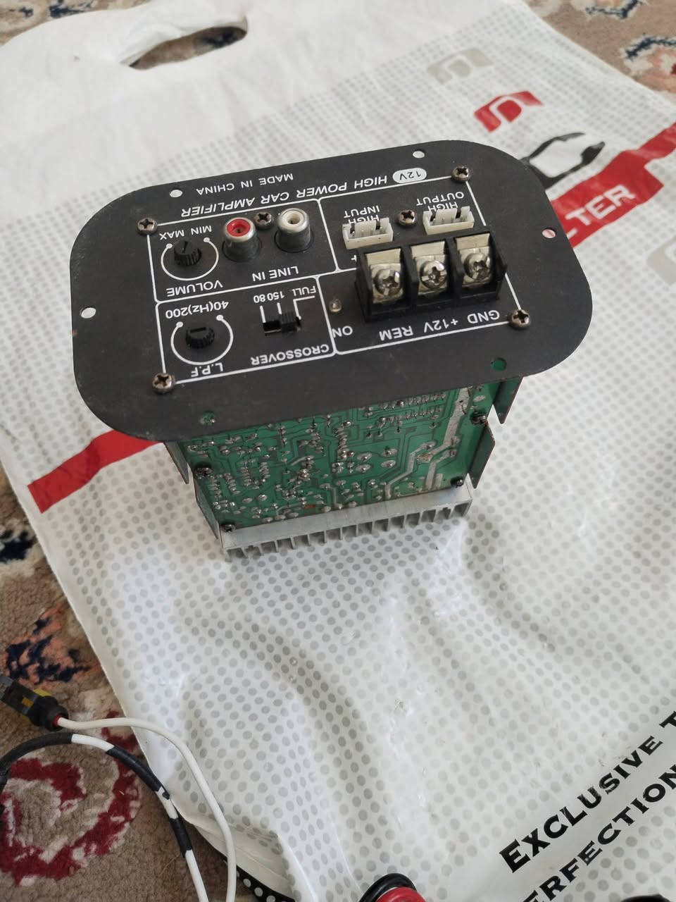 طوافەی مازدا                   8 هەزار
3 کەتف زینون وتەک لایت   10 هەزار
جهاز ام بي فایەر                8 هەزار
***********
