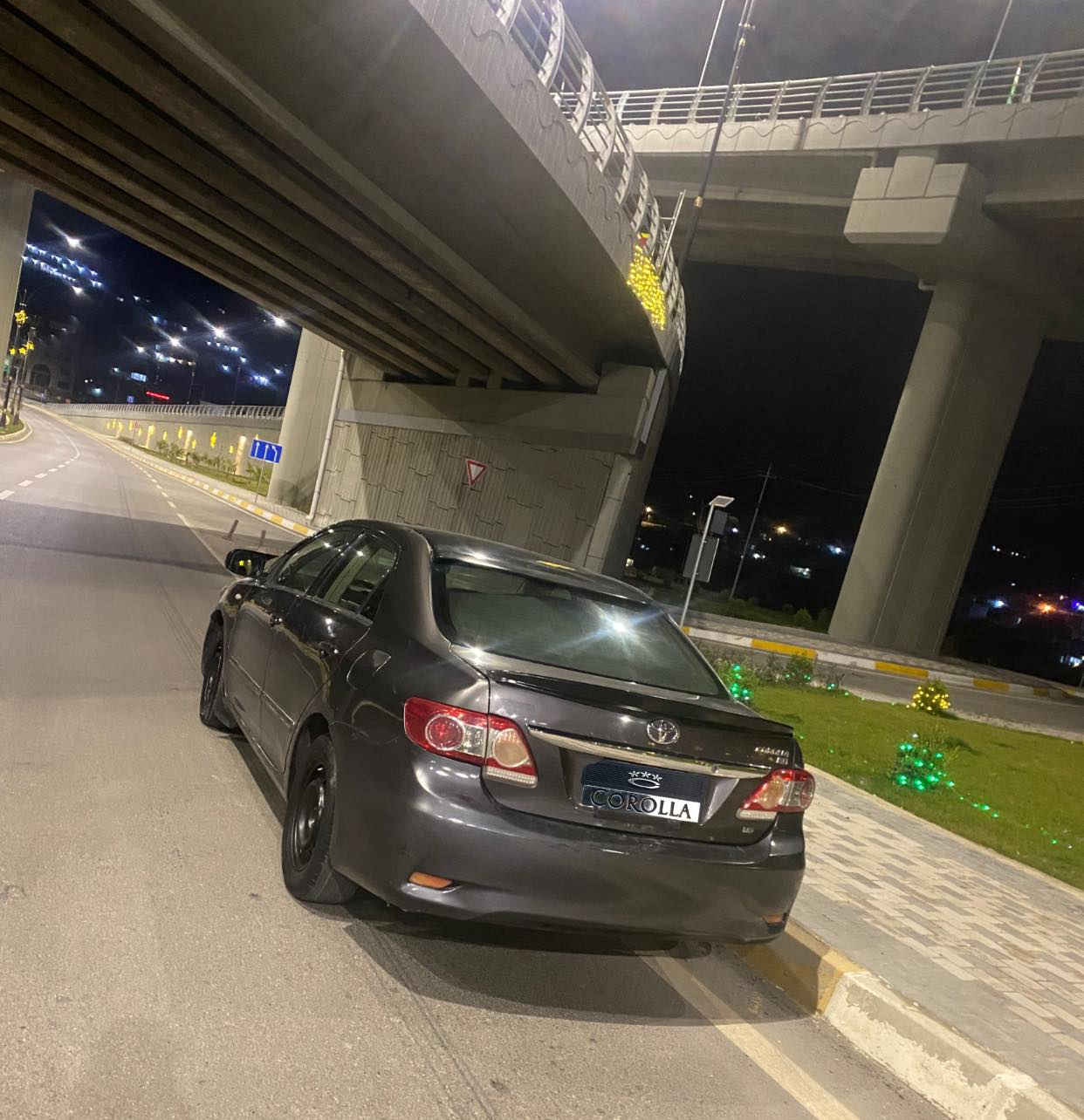 بیکاشۆ 2009
بەناوی خوا corolla2009 کامل کرایتە 2013

گێرعادی مەکینەگەورە گێرو مەکینەی بەشەرت

سیستمی LPG ئیتاڵی ئیقتسادی بە65هەزار نزیکەی1800کم پێی رۆیشتوین وەک هایبریدیکە 

تەبرید لەسلۆری ئیش ئەکا  

سەنەوی تا 2032نوێیە بەناو خۆمانە 

سێ پارچەی بۆیاخە بۆ سیعر پەیوەندی بکە

*********** واتساپ
