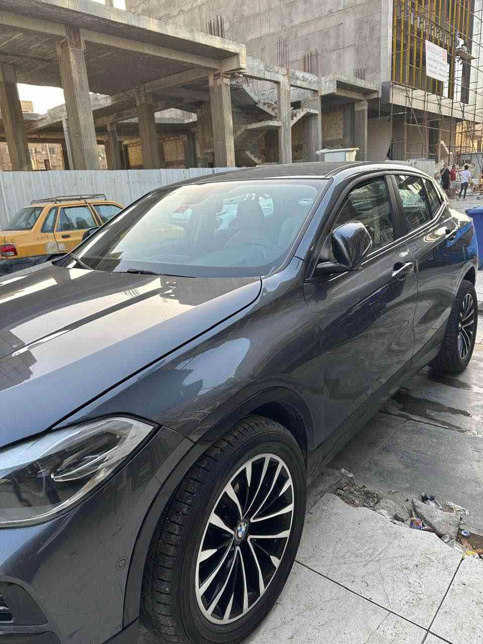 السلام وعليكم 
بي ام دبليو X2 خليجي 2022 
ماشية 52 الف 
محرك 2.000 تون تيربو 
نظيفه سياره مناقصه شي
للسعر 17.300 وبيه مجال 
للاستفسار ‭0790 155 1679‬ بغداد, العراق
