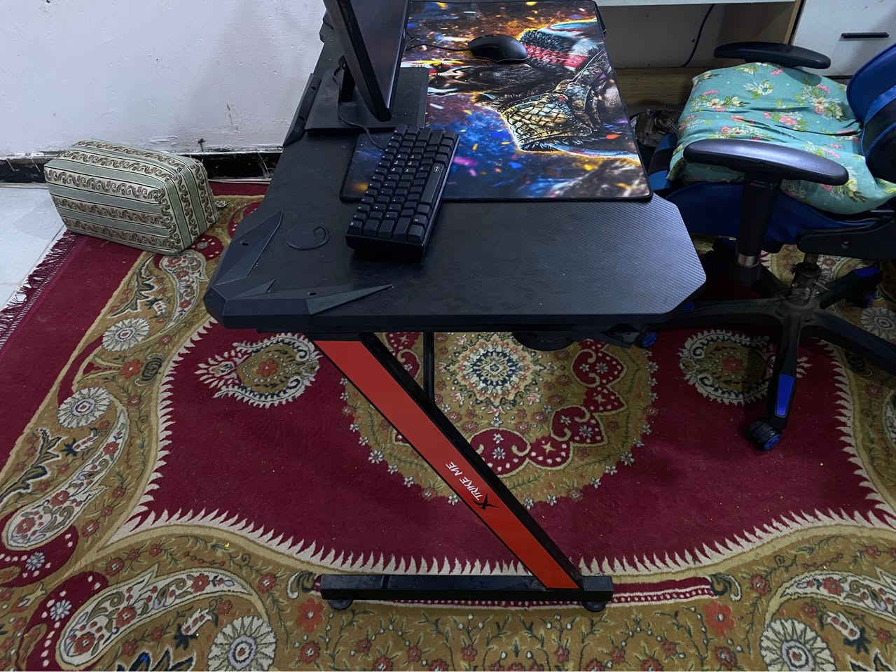 ميز كيمنك اخو الجديد ما بي اي مشكلة كلش نظيف بي حامل سماعات وحامل اكواب  قيم واخذ البصرة, العراق


**إذا كنت صاحب هذا الإعلان وتريد حذفه لأي سبب، رجاءا أرسل رسالة إلى الدعم الفني**