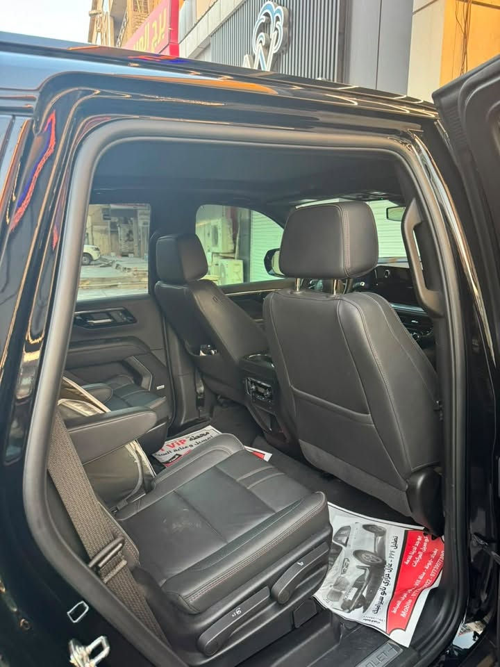 ‏2025 Chevrolet Tahoe RST
شيفروليه تاهو RST 2025

محرك V8 سعة 5.3 لتر بقوة 355 حصانًا
265 كيلو وات] عند 5600 دورة في الدقيقة، عزم دوران 383 رطل-قدم [518 نيوتن متر] عند 4100 دورة في الدقيقة)
مواصفات معروفة.
 دفع رباعي 
نظام تثبيت السرعة التكيفي
أندرويد أوتو
أبل كار بلاي
التحكم التلقائي في المناخ
كاميرا محيطية
بلوتوث
مصابيح الضباب
مقاعد مُدفأة
الدخول بدون مفتاح
تحذير مغادرة المسار
مساعدة الحفاظ على المسار
مقاعد جلدية
أجهزة استشعار/مساعدة وقوف السيارات
باب خلفي كهربائي
مقاعد كهربائية
مساحات استشعار المطر
مكيف خلفي
بدء التشغيل عن بعد
وسائد هوائية جانبية
حزمة السحب
..محيطي Bose مزود بـ 10 مكبرات صوت مع CenterPoint، 

فتحه سقف بانوراما كشنات جلد منفصل VIP كشنات كهرباء شاشه كبيره تدعم ابل كار بلي شاشه العداد كذالك تدعم كار بلي اوتبارك سياره مري كهرباء صندوق كهرباء شفتات ستيرن كير تعليك الجديد نضام الترحيب عند الاقتراب 

صندوق الأمتعة عن بُعد، دخول بدون مفتاح
عجلات، 22 بوصة × 9 بوصة (55.9 سم × 22.9 سم) مطلية باللون الأسود اللامع (تتضمن أقفال عجلات (SFE)، LPO.) (قياسية)
إطارات سوداء مقاس 22 بوصة لجميع المواسم
275/50R22SL
الإطارات، 275/50R22SL لجميع المواسم، لون أسود (قياسي)
عجلة احتياطية فولاذية كاملة الحجم مقاس 17 بوصة
السيارة فول مواصفات فتحه بعد هواي مواصفات 
الحادث مرفق بالصور
رقم / ذوي الشهداء سنه اقل تتحول باسمك
رقم وتساب/***********
رقم الهاتف /‭ ***********‬
