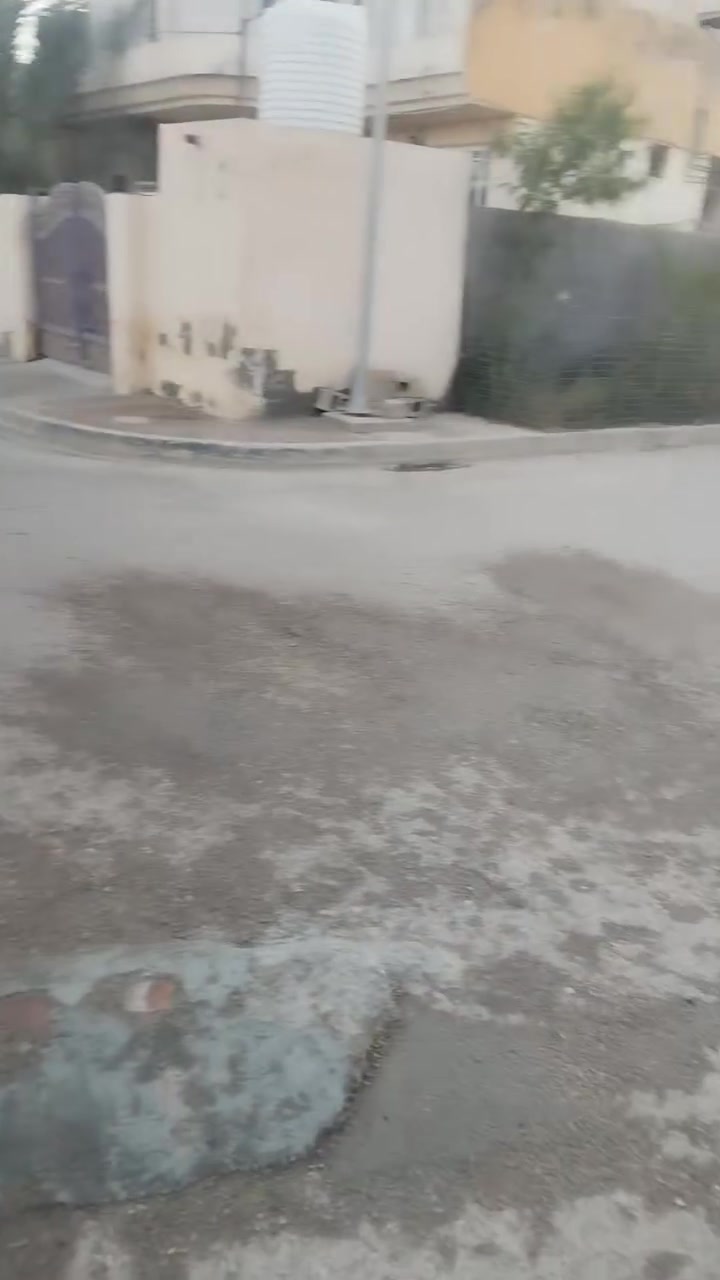 ٧٠ مليون قطعة أرض المساحة ٢٥٠ متر طابو صرف واجهة ١٢ ونص الموقع اكسيرات شارع العلوة دور الصفر تتوفر كافة الخدمات للاستفسار الاتصال على الرقم *********** او مراجعة مكتب الديار
