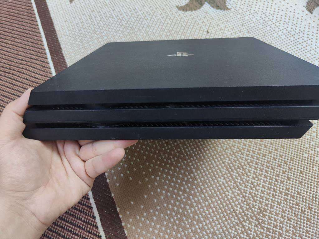 ابلي ٤ برو كلش نظيف موجود بيه ضمان الشركة.
ذاكرته 1T.
يدعم 4k.
يجي وياه ٢ جوستك اصليات.

ويجي وياه حساب بيه اكثر من ٨٠٠لعبة موجودة صور للالعاب الي بالحساب بالتعليقات.

ملاحظة يجي وياه حساب بيه اللعاب هواي مو حساب وهمي حساب اصلي ما يروح،الجهاز ليس مهكر او هيج شي الجهاز ابلادي من الشركة ويدعم اون لاين. عمارة, ميسان


**إذا كنت صاحب هذا الإعلان وتريد حذفه لأي سبب، رجاءا أرسل رسالة إلى الدعم الفني**