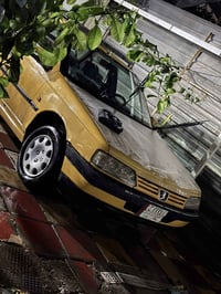 بيجو ٤٠٥ glx موديل ٢٠٠٩ بيها تبخير  والباقي كله نظيف وداخلها جديد١٠٠٪؜...