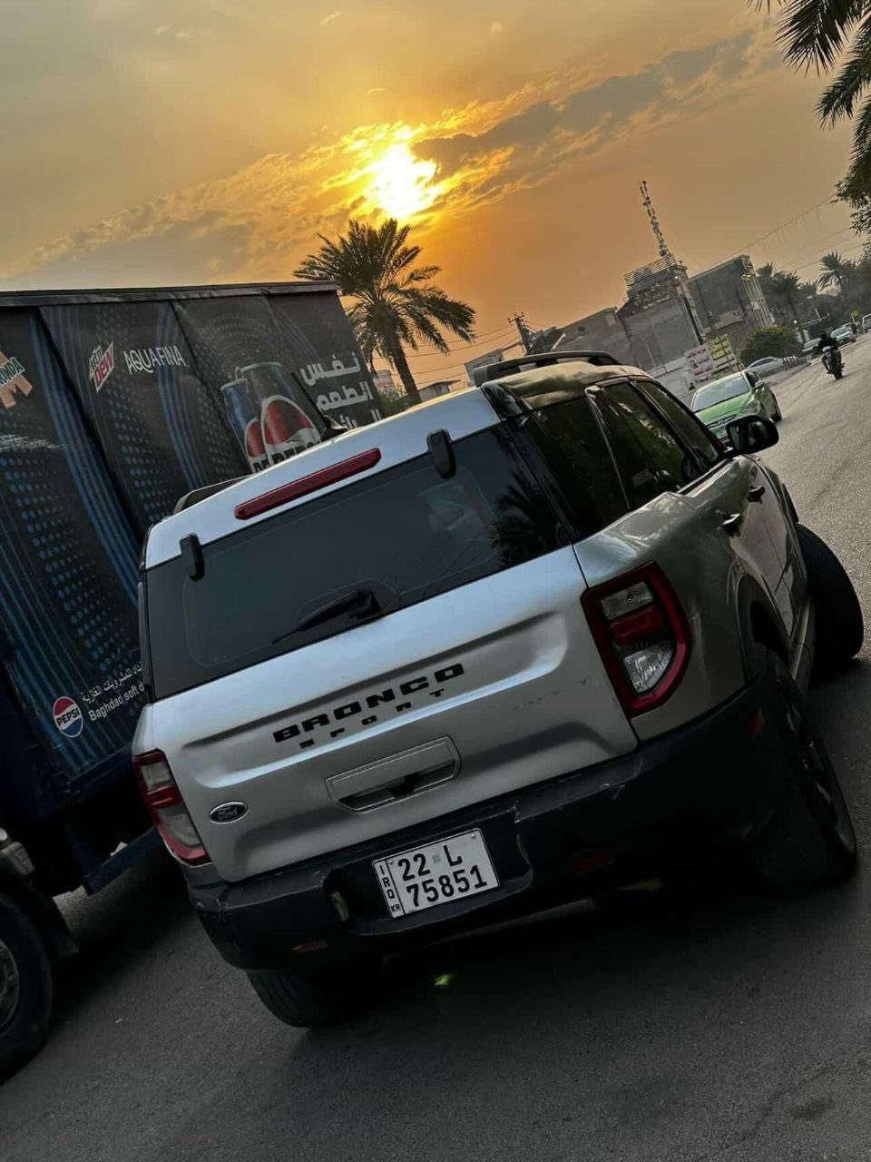 فورد برونكو 2021 sport 
محرك 1.5 تيربو
بنزين
بيها قطعتين صبغ 
مواصفات
3 سلندر
المواصفات أمريكية
اوتوماتيك
اربيل, خصوصي
سلفر
   5 راكب  
الكاميرا الخلفية
نوافذ كهربائية
حساس المطر
شاشة
مراقبة النقطة العمياء
التحكم التلقائي في درجة الحرارة
نظام فرملة الطوارئ
مانع الانزلاق
تدفئة مقود القيادة
أبل كاربلاي
شاحن لاسلكي
ذاكرة المقعد
وضع القيادة
تحذير مغادرة المسار
تحذير من الاصطدام الأمامي
مثبت السرعة التكيفي
الضؤ العالي التلقائي
تحكم التكييف التلقائي
وبعد بيها هواي مواصفات 

السعر 132 وبيها مجال 🔥

  ***********
