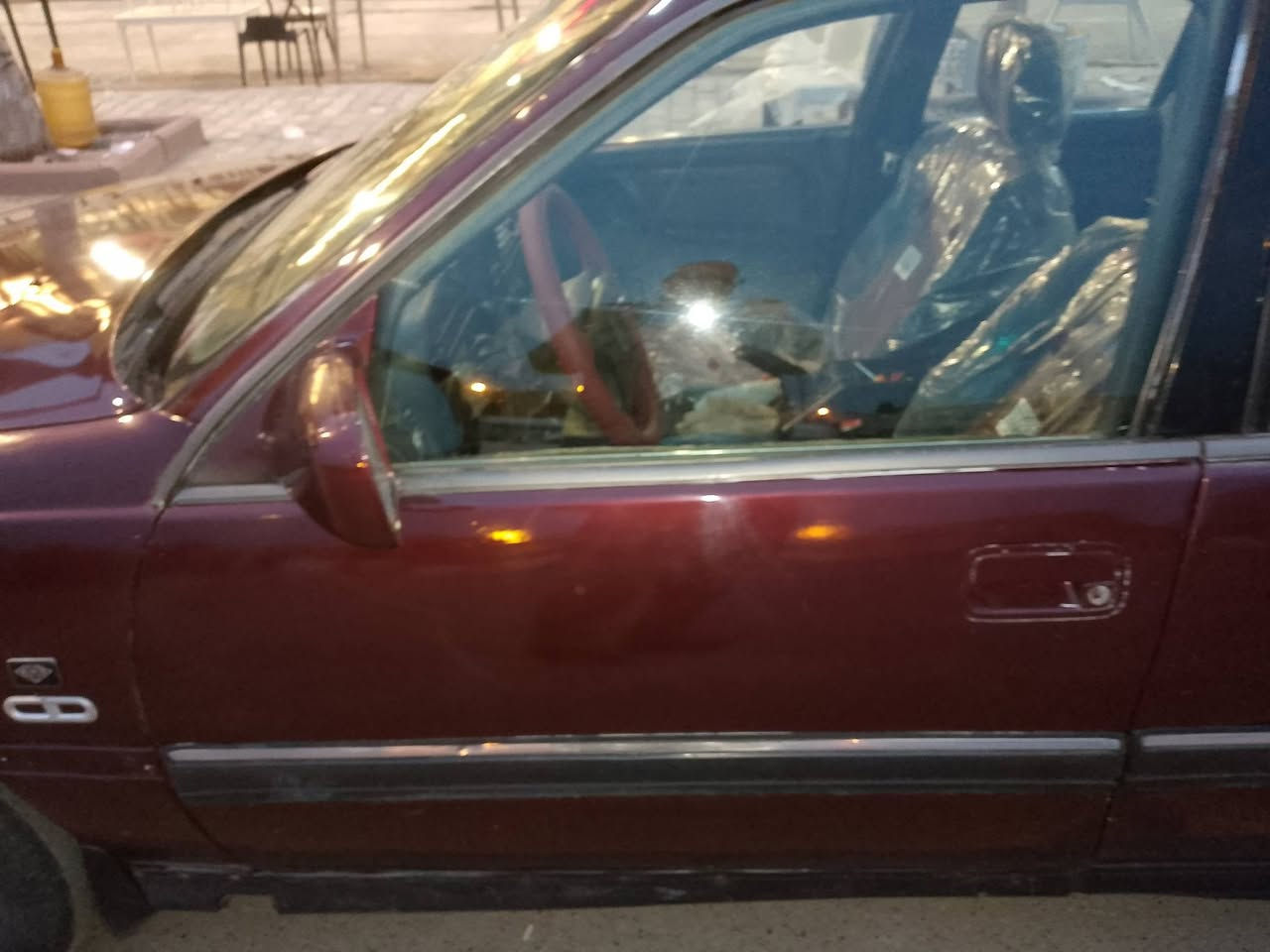 السلام عليكم عندي أوبل اوميكةموديل 93رقم انبار سيارة معمرة تعمير درجة اولى مكينة وكير مكفولة تخم تايرات كهربائي سيارات كامله مكان السيارة بغداد حي العدل شارع الأسواق المركزية السعر 41ورقة رقم الهاتف ***********
