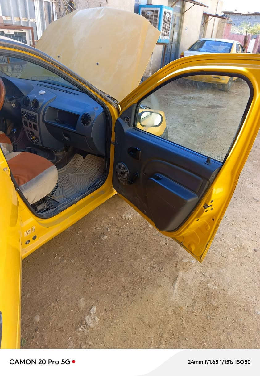 رينو لوكان موديل 2009 السيارة جاهزة باسمي مكاني بغداد الشعلة كير ومكينة نظيفات لا تبخير ولا تنقيص رقم بغداد عارضها 36 وبيها مجال وهذا رقمي ***********
