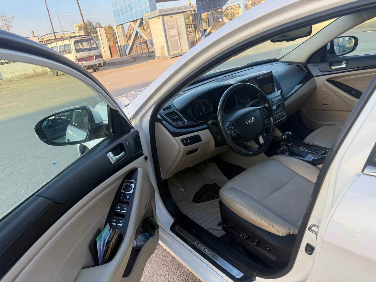 السلام عليكم
كيا كادنزا 
موديل 2015خليجي 
محرك 3500– 6 سلندر
رقم سليمانيه الجديد 
مكفوله فقط  جاملغ خلفي رش بدون دواخل شرط السونار  
السيارة جاهزة من كلشي بدون اي نقص 
المواصفات✅ فول لفول
-تشغيل بصمة مع بصمة الابواب الامامية
داخل VIP 
-انارة بالمرايات والابواب الامامية
-كاميرا وحساسات خلفية
-بردة خلفية متحركة
تحكمات خلفيه تبريد مسجل 
-تبريد قطعتين
-تخم تاير جديد
-كشنات كهربائية جلد تدفئه
-لد امامي وخلفي
-تحكم كامل بالستيرن
-شفتات ستيرن رياضي
-نظام ترحيب 
-سماعات انفنتي 12 سماعة
-اشاير مري+شفط+مري اوتو مع البك
سايد برك بصمه
خزن ميمري
فتحه طكتين بنرامه   
وباقي مواصفات الكادينزا معروفه
**اخوان بل عافيه ع ياخذه السياره 
السياره جديده ومابيه اي عيب او نقص
السعر142 وبيه مجال  
العنوان بابل *********** واتساب
*********** حلة, بابل
