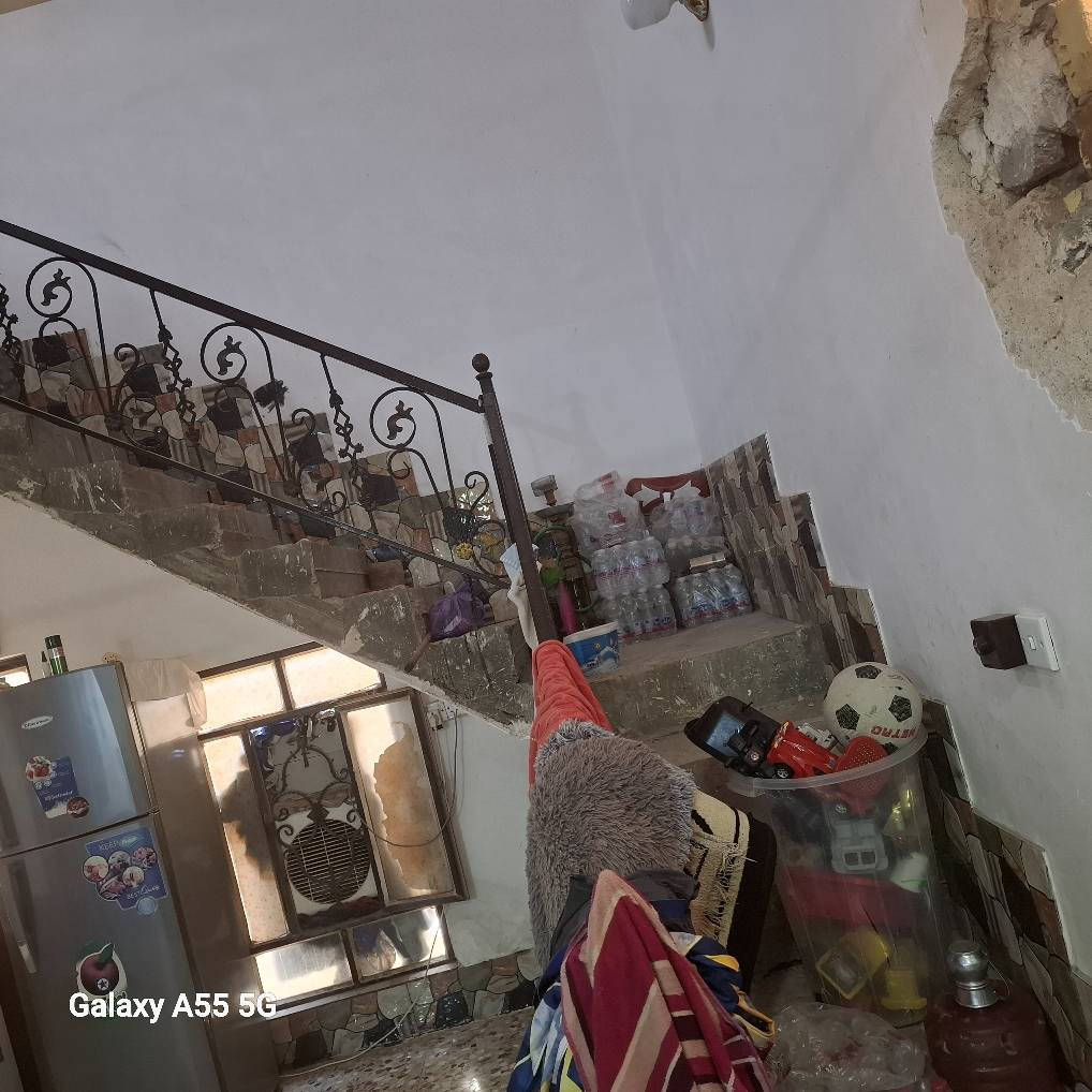 دار للبيع مساحه ٢٢٠متر قريب ع شارع ٨٠ جهه كربلاء 
دار ينباع بس مكاتبه مشمول بتطويب 
سعر ٣٨ مليون بي مجال 
استفسا،ر ***********يوسف حلة, بابل
