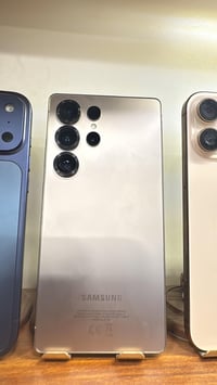 S25 Ultra 256 ضمان عين الفهد ب١١٠٠ بغداد البلديات  07735399833