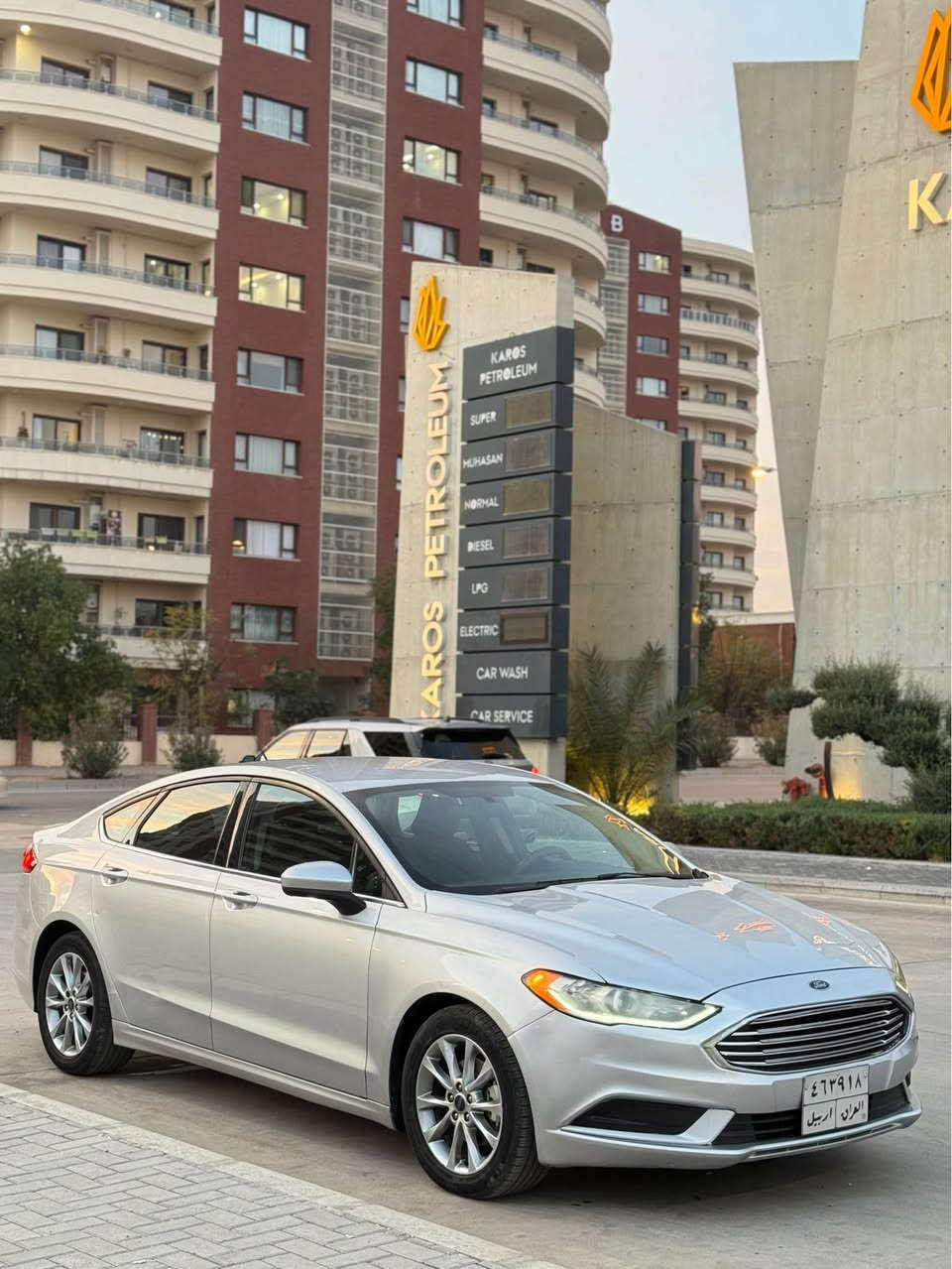 السلام عليكم ورحمة الله وبركاته 

‏‎       ——— لـلـبـيع  ———

‏‎ فورد فيوچن .      —      Ford Fusion

‏‎وراد أمريكي.        —  بدون ايرباك 

‏‎الموديل               — 2017 

فئة                      — SE  

حجم المكينه       — V4/2500 

‏‎اللون                   — فضي   

المسافه المقطوعه —125.000 

حالة السياره.    — سرقه ( صبغ نص جاملغ + جاملغ فقط ) 

‏‎المواصفات 
‏‎- بصمة تشغيل
-بصمة أبواب 
‏‎-ترحيب عند الاقتراب 
-ليد نهاري 
‏‎- شاشه كبيره تدعم نظام الأبل كار باي ونظام الاندرويد 
‏‎- شاشه عداد 
‏‎- ستيرن بحركه كهربائيه 
‏‎-تبريد منفصل 
-تبريد قطعتين 
‏‎- بگ لايت LED 
‏‎- كود باب 
‏‎-تحكم ستيرن جهتين 
‏‎-تحديد سرعه 
‏‎-مانع انزلاق 
-حساس خلفي 
-كرسي السايق والراكب بحركة كهربائيه 
‏‎-ليد نهاري
‏‎-گير ماوس 
‏‎-كامره خلفيه دواره
‏‎باقي المواصفات المعروفه 

‏‎السعر            — اكتب تم ويوصلك السعر مباشر 

رقم السياره    — أربيل 

‏‎موقع  السياره — السليمانية 

‏‎للأستفسار.     — ***********—*********** السليمانية, العراق
