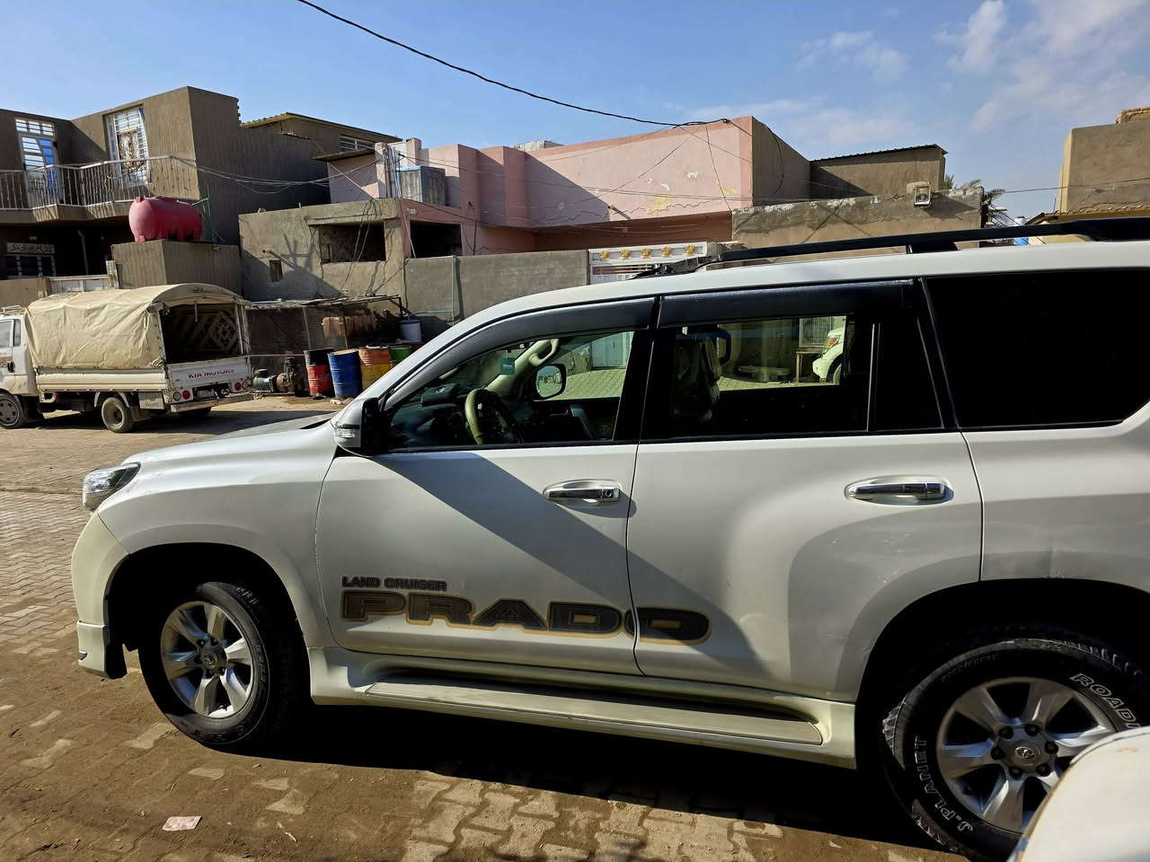 سلام عليكم
لاند كروزر برادو 6سلندر موديل 2013 محدث 2017 داخل خارخ 

محرك مكفول بلادي 

كير مكفول بلادي 

حدايده جديده بلادي شركه 

تخم تايرات جدد 80%

مكفولة من الضربه 

مكفولة من المعجون  

مواصفات السياره 

١- بنوراما 

٢-تحكم ستيرن 

٣-مانع انزلاق

٤-نضام منحدرات 

٥-نضام دفع رباعي 

٦-منفذ شحن USB

٧- ثلاجه شغالة فول 

٨-تحكم مري الجوانب 

٩-تبريد ثلج 

١٠-السياره ٨ قطع تبريد 

١١- ٧ راكب 

١٢- تحكم تبريد خلفي 

١٣- سياره دبل تانكي بلادي 

١٤ - فتح وقفل السياره خلفي من الجنطة 

١٥ - سبير تعليك 

١٦- فئة tx.l

١٧- داخل بيجي مطعم صاج بلادي  

١٨- تحديث بلادي 

١٩ - بلاجكتورات زنون فول 

٢٠- كامرات خلفيه وامامي بلادي 

سنويه بأسمي رقم بغداد مشروع وطني عنوان السياره النجف الأشرف  

ملاحظة السيارة بيها مكانات رش فقط اثر شخوط مكفوله من المعجون والضربه والبارد 

سعر 28.000$

للتواصل اتصال فقط ***********
