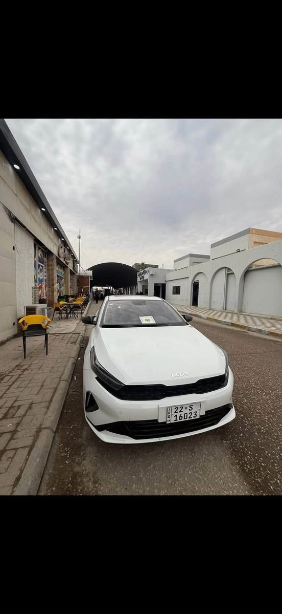 السلام عليكم  مراوس بسيارة BYD 
K3 2025 سيارة  فول 
بيه فقط بارد موضح بالصوره والبارد شي قليل كلش . الباقي كفاله عامة ماشيه 9000 موضح بالصوره بوضع الشركة خير من الله 
المواصفات
📌فتحة سقف
📌تنزيل الجامة السايق عن طريق البصمه 
📌فتح الجنطه عند الاقتراب من البصمه
📌ترحيب
📌مري شفظ
📌STB مراقبة ضغط اطارات
📌 تنبيه عن دهن المحرك ودهن الكير
📌تنبيه عن مواعد تغير فلتر الشوته وفلتر التبريد
وبعد بيه خير من الله مواصفات 

مكان النجف الاشرف


**إذا كنت صاحب هذا الإعلان وتريد حذفه لأي سبب، رجاءا أرسل رسالة إلى الدعم الفني**