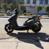 سكنس نثيه للبيع ابيعلك كوم حديد طافي شبيها ما بيها انتَ تسوي بايعلك حد...