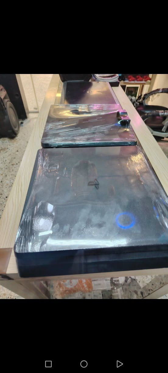 يعلن مكتب إكس بوكس عن وصول وجبة جديدة من الأجهزة ال 4وال3وال2وال إكس بوكس مع ملحقاتها الأصلية والتجارية بأسعار مناسبة حي فلسطين قرب مرطبات اورفة مقابل شارع المسبح *********** ***********
