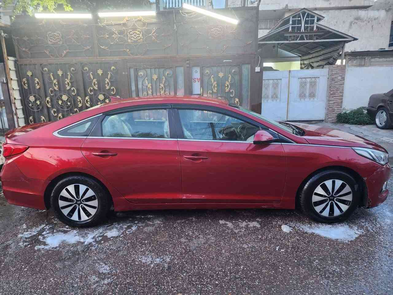 سوناتا 2016 محرك 2400 جيتي
وارد امريكي
مواصفات
عادية
3انظمه قياده
سبورت +نورمل+ اقتصادي
تحكات جهتين
شاشه اندرويداصليه
كامرا دواره
صدر خير من الله 
امامي + خلفي
تبريد + تدفئه شغال

🟪 السعر  :: 115 وبيهه مجال سنويه بأسمي 

حادثها جاملغ سايق مبدل والبنيد صبع 
وبيهه جاملغ وباب مصبوغ اثر شخوط 

رقم صاحب سيارة
***********
