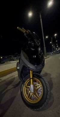 مكينته ٤٩ • ما مفتوحة • معدل