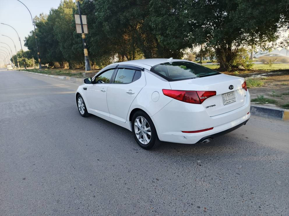 سلام عليكم سياره نوع اوبتما موديل 2013وارد امريكي بيه اربع قطع فقط والباقي كفاله كير مكينه حداديه تخم تاير تبريد تدفىه تبريد ثلج شاير بل مري تحكم ستيرن جهتين خمسه ويل كب نص فول مواصفات واحد عل واحد العنوان كربلاء السعر 118وبيه مجال حك الجيه الهاتف ***********بسمي تحويل مباشر
