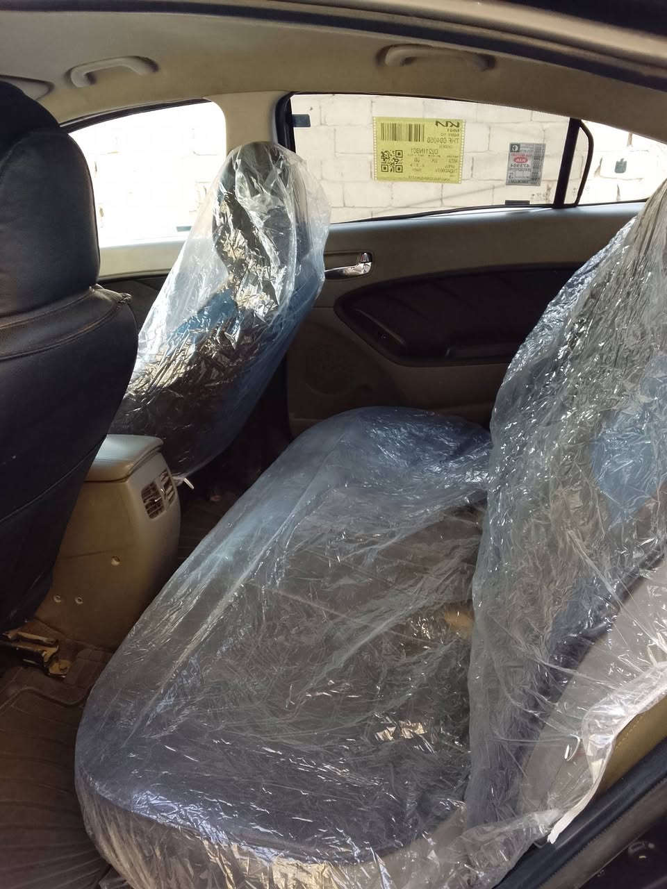 السلام عليكم من رخصة الادمن عندي سيراتو موديل 14خليجيه رقم اربيل السياره خليجيه فول عدا الفتحه تحكم جهتين مرايه شفط +ترحيب اشاره بالمرايه شاشه كامره حساس امامي خلفي تبريد قطعتين امامي خلفي 5ويل كبل لد امامي خلفي كشنات حرارية مرايه عاكسه كشاف محرك 1600دوش ستيرن حراري 4وضعيات قياده شفتات ستيرن يدات كروم وترحيب رايدها ب82مكان السياره بالحله رقمي ***********اخوان السياره بيها 4قطع صبغ السياره تحويل شرط اخوان اقره المنشور زين واتصل والي ميعجبه السعر او السياره يعبرها بكلام طيب واسف على الاطاله
