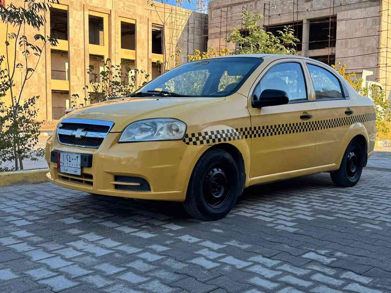 السلام عليكم سياره افيو موديل 9 مكينه مفتوح للبيع سياره جاهزه حداديه كير ومكينه خير من الله تايرات تمام تبرد عوزه بس غاز فقط السياره بيهه مكانين صبغ يعني من يم الدوسه فقط سنويه 2027  غرامات مصفر عليهه هيئه 865 اينزلن من السعر.       السعر 50    مكان السياره نجف حي الجامعه ***********
