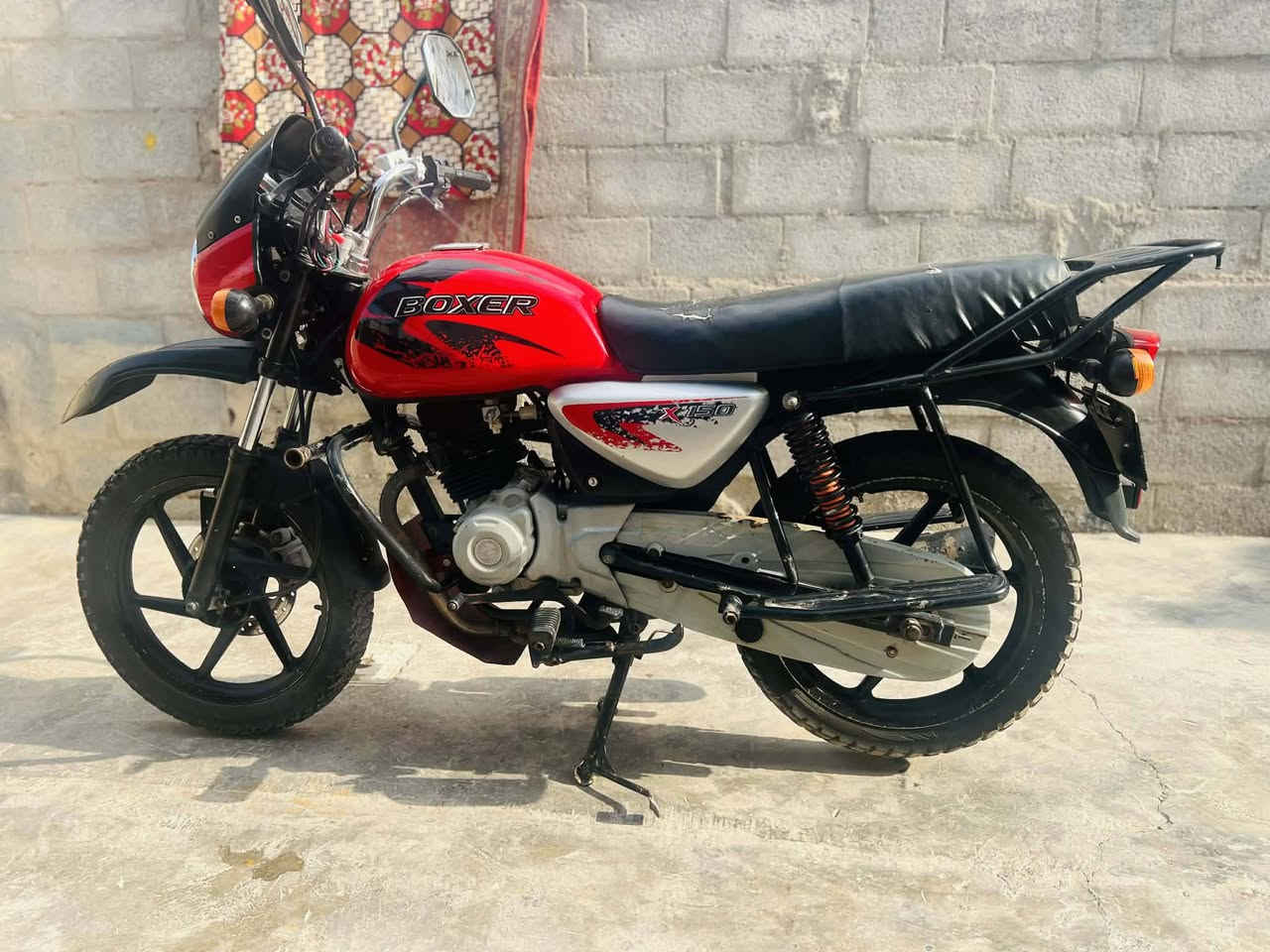 للبيع بوكسر 2020 رقم واسط باسمي 
دراجه نضيفه خير من الله 
السعر 1300
***********
