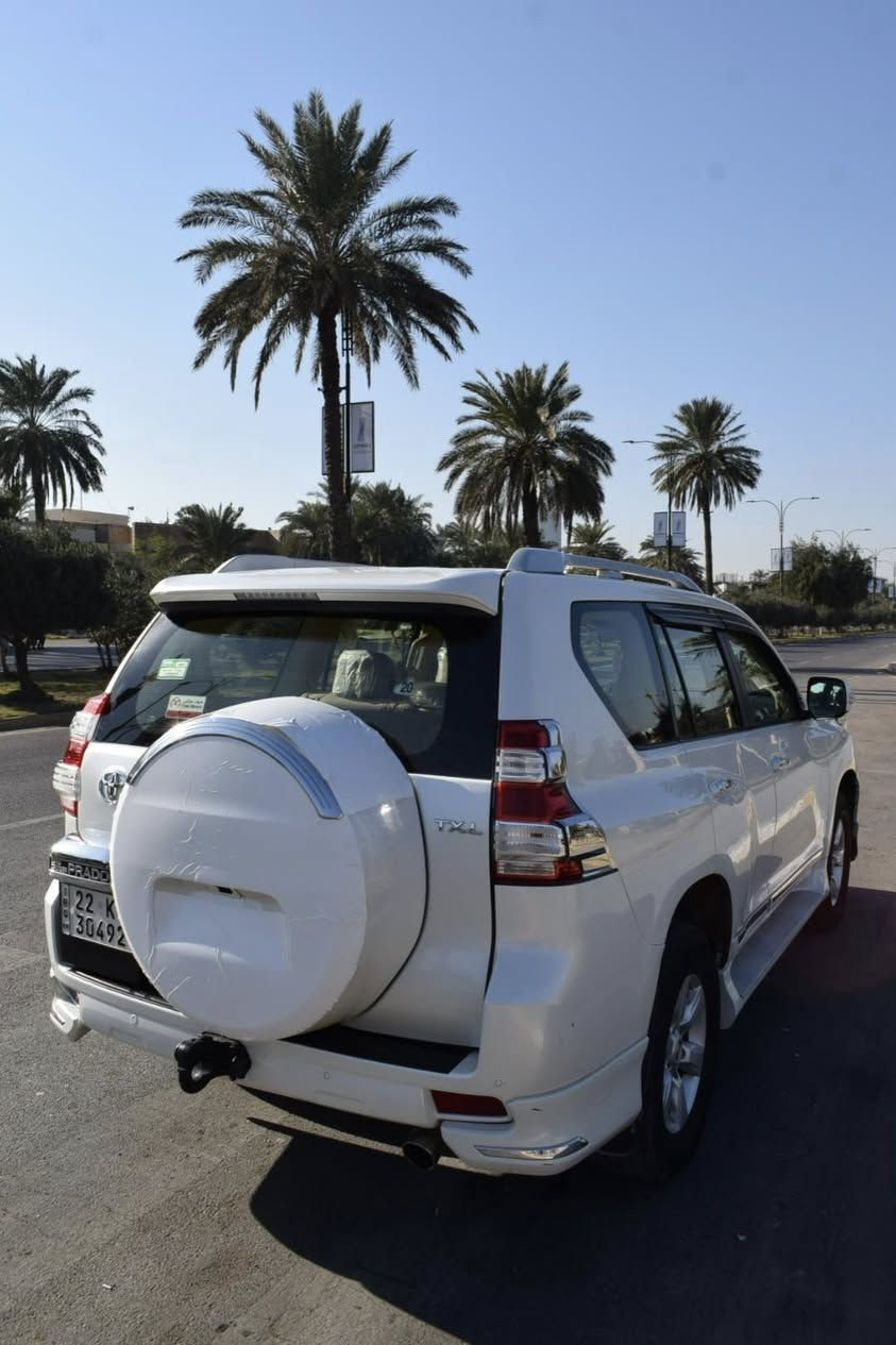 سلام عليكم
تيوتا برادو 
موديل 2014 
محرك 4 سلندر 2700
ماشية 200 الف قابل للزياده 
فئة TXL 
رقم اربيل بسمي هزة وفحص جديد شرط تحويل  

سياره كفاله فقط صبغ ربع القماره اثر شخوط شجره عده هاي مكفوله من كلشي

عنوان السياره بغداد حي الاعلام‭

رقم الهاتف 
***********

🔒 السعر 25 الف
