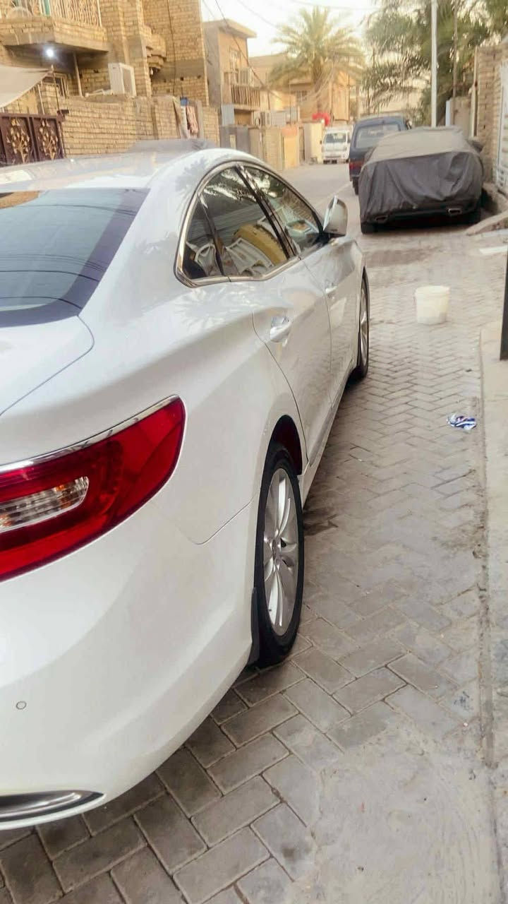 السلام عليكم ورحمة الله وبركاته
هونداي ازيره  موديل 2015خليجي.... موصفات
 فول   مكينه 6 سلندر 
سياره كفاله عامه  من فتح وتبديل شرط سياره عل وضع شركه من داخل وخارج تارايك زيرووووو مكينه وكير وحداديه وتخم تاير تبريد غرفه جديده الف ماذب عليه 
سياره نضافته 💯 بل 💯 جكد ما توقع نضيفه وجاهزه 
موصفات السياره
لايت زنون 100 واط عالي ناصي  
كشنات جلد 
تدفئه تبريد كشنات 
قطعتين تبريد 
تحكم كشنات منفصل بل ابواب 
تحكم  بيانو 
برده خلفيه كهربائيه 
بردات جانبيه خلفيه 
مري شفط نظام ترحيب 
عنده تقرب ناره داخليه 
فتح صندوق ذكي 
لدات امامي خلفي وبلو جكتور لد 
حساس امامي خلفي 
شاشه كامره خلفيه بلادي شركه 
تحكم ستيرن كهربائي 
نظام اصوات انفنتي 
لد مري جانبي 
حساس خلفي 
يدات نيكل إشارات ترحيب جانبي 
دمام خلفي كولتي عالي 
دبل كزوو خلفي 
ويل كب 19 كرؤم
----------------------------------------------------------------------------
السعر ١٣٣وبيه مجال كلش بسيط
مكان بغداد الزعفرانيه
***********
