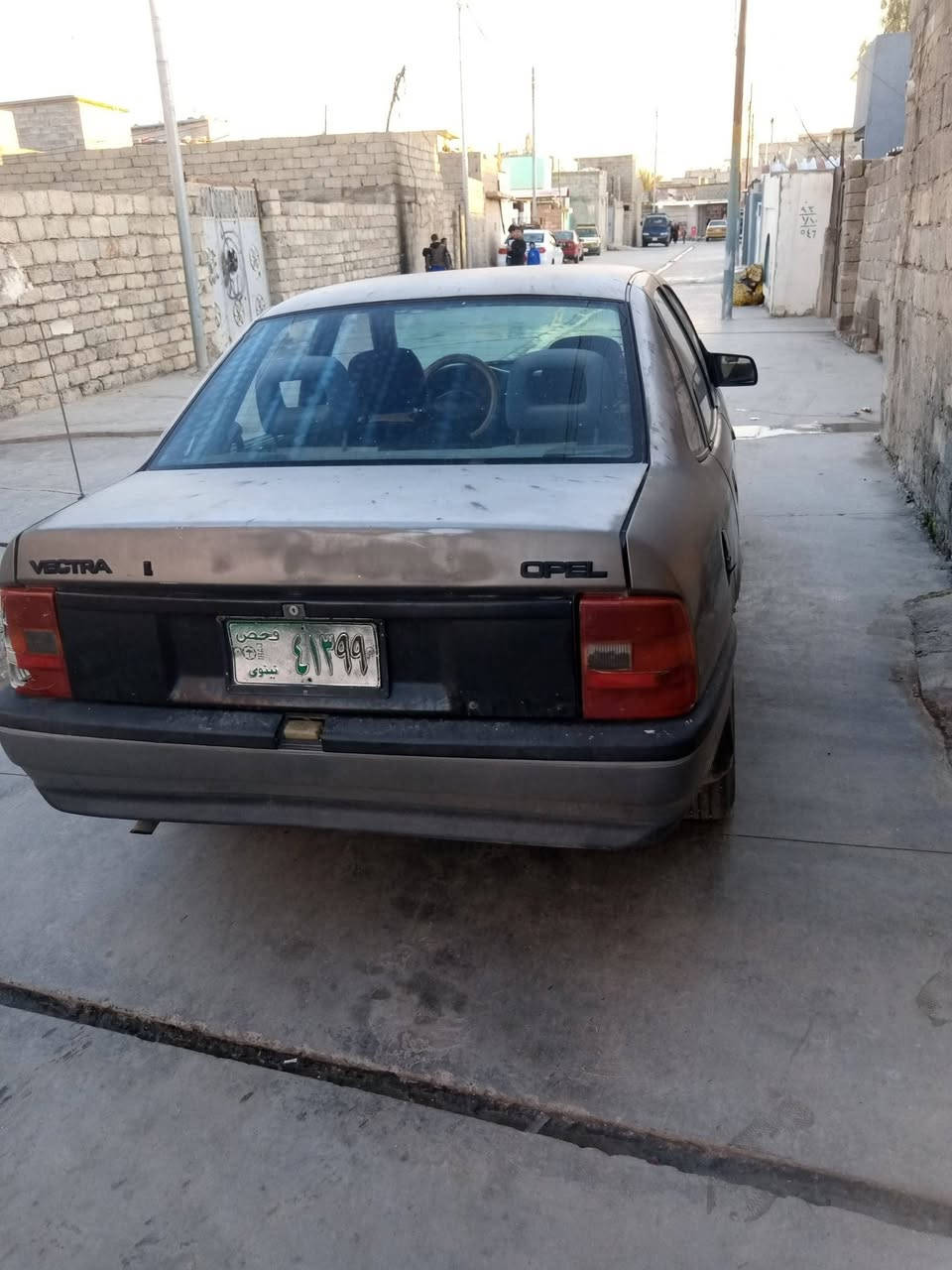 حجم 16 موديل 92 سنويه خضره شرط التحويل ماكينه كير شرط سياره مال جناي بدون ضرر بيها خياس دواير  كاربون بيها مكان موصل السعر 33 بيها مجال.. ***********
