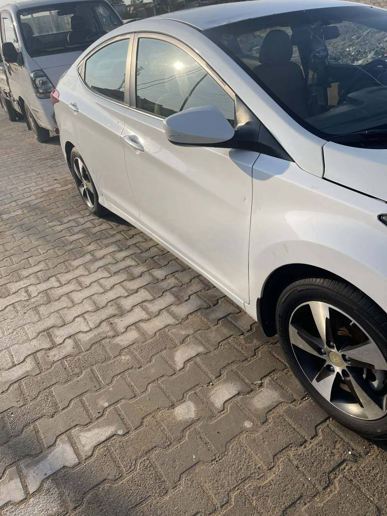 النترة ٢٠١٣بسمي حادثهة دعامية وشوية من البنيد وارد امريكي سعرهة ١٠٢وبيهةمجال رقمي *********** بغداد, العراق
