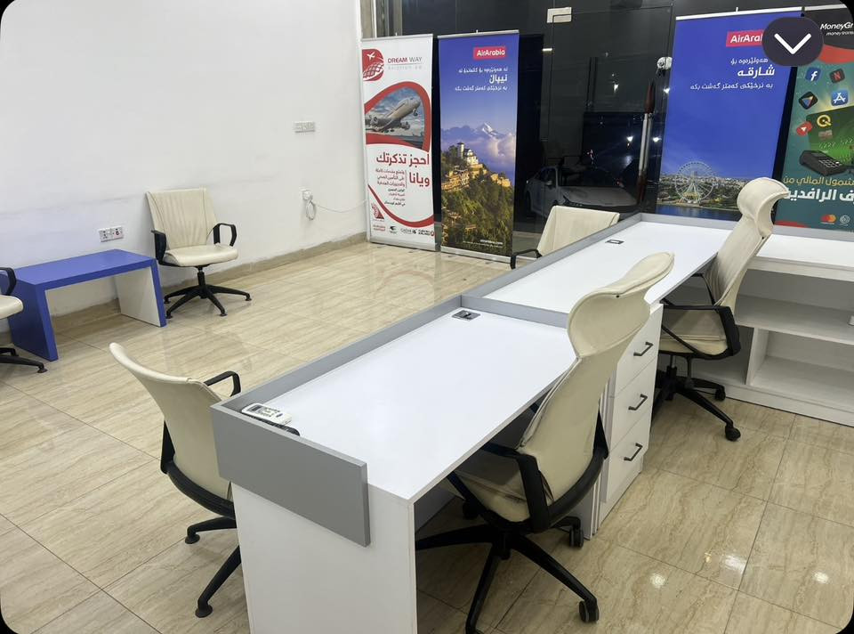 ميوزه وديكور صيرفه  للبيع
***********
