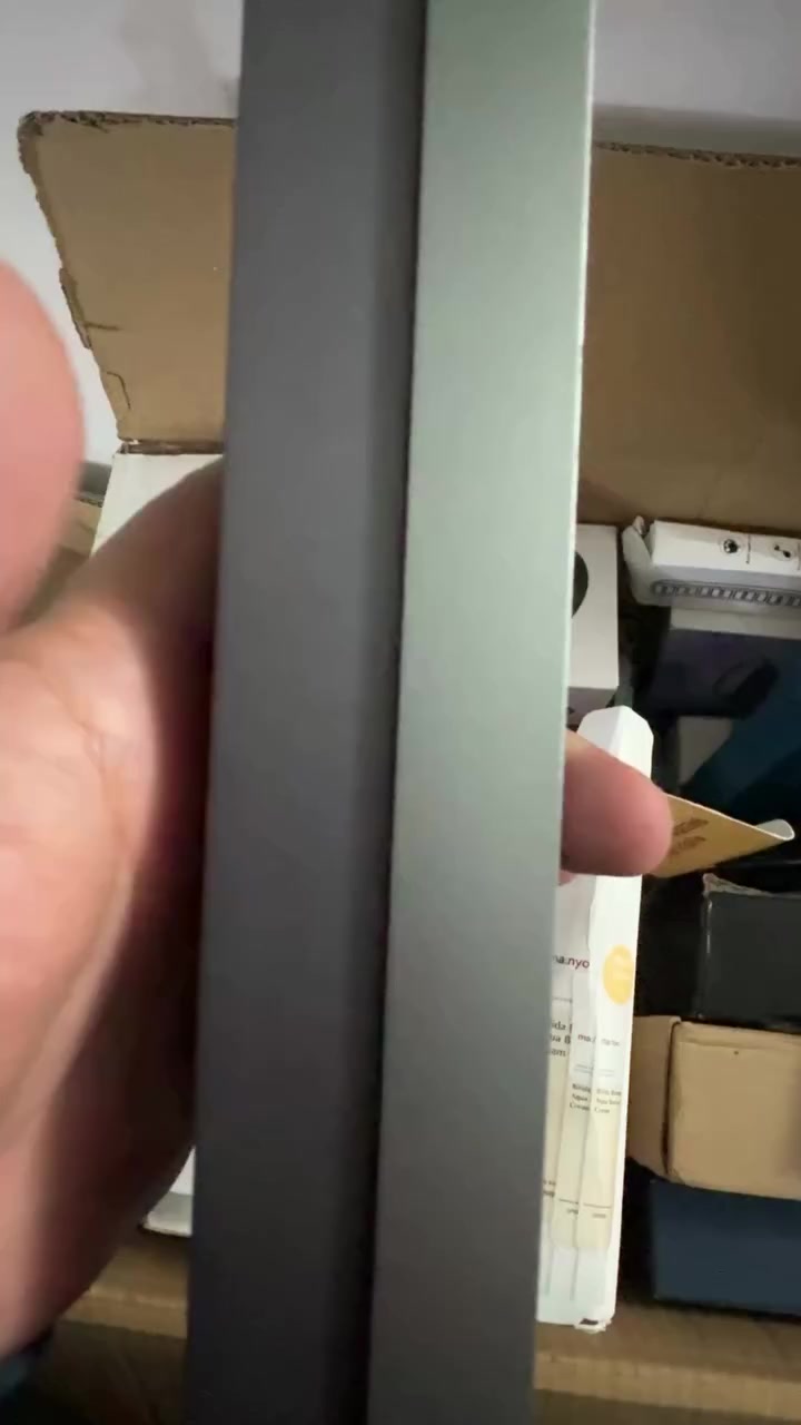 السلام عليكم غراض تسلا للبيع ادبتر جديد سعره ٣٠ موديلين شاحن سعر القطعة 20 الستيرن قيمة باللي يرضى الله وبالعافية


**إذا كنت صاحب هذا الإعلان وتريد حذفه لأي سبب، رجاءا أرسل رسالة إلى الدعم الفني**