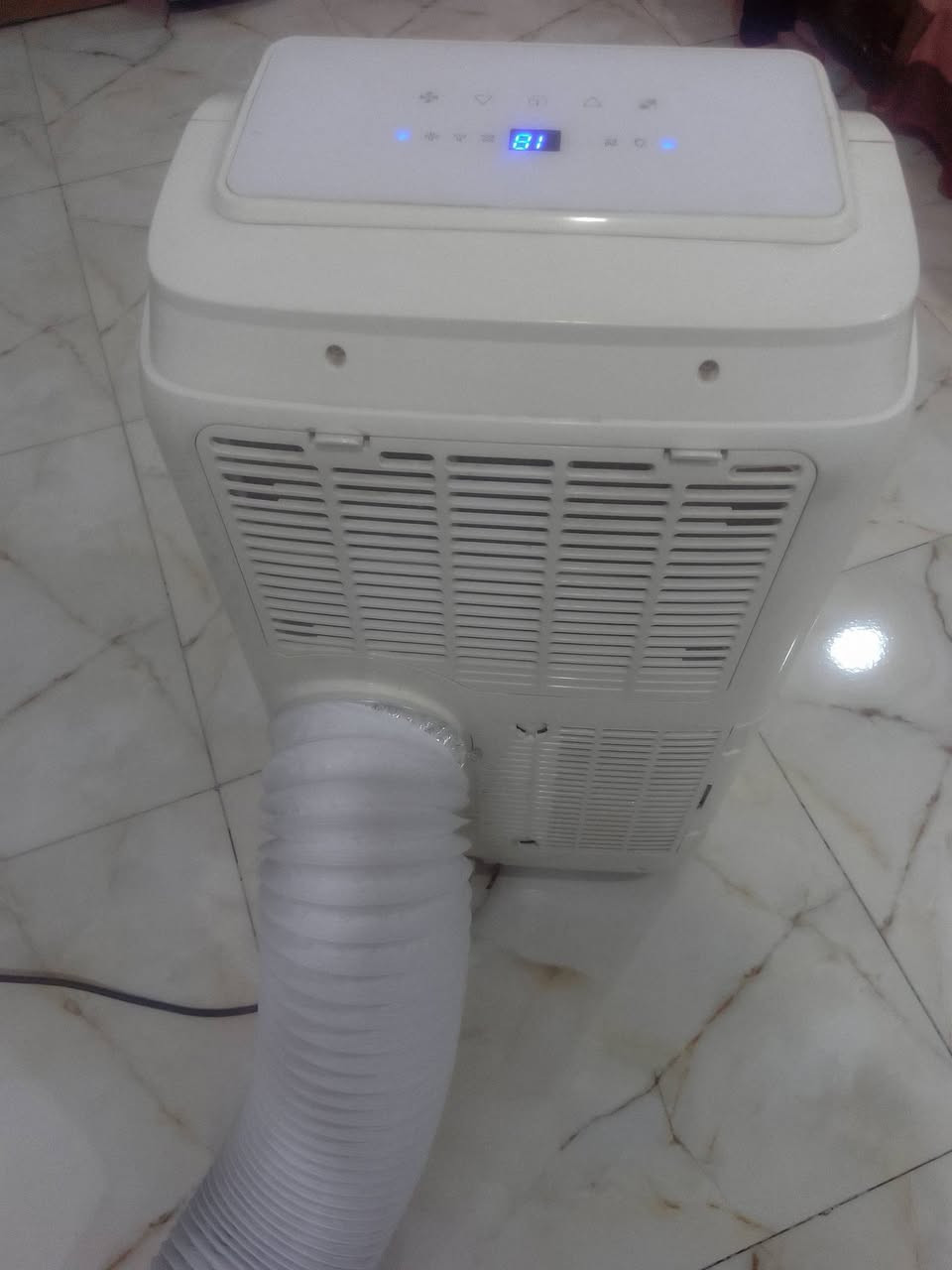 سبلت 1 طن متنقل سهل النقل داخل البيت سعره 250 وبي مجال بروده ثلج


**إذا كنت صاحب هذا الإعلان وتريد حذفه لأي سبب، رجاءا أرسل رسالة إلى الدعم الفني**