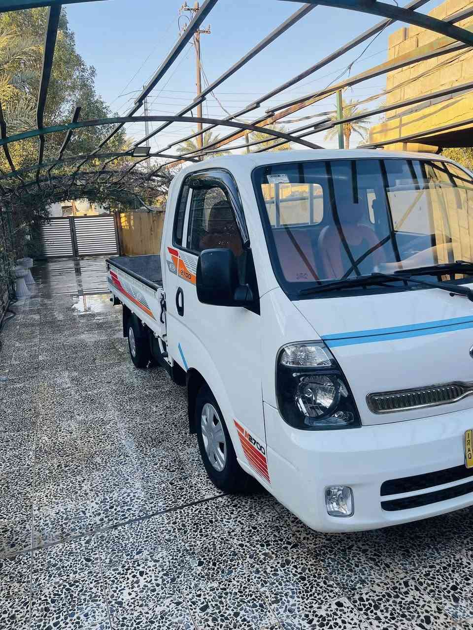 السلام عليكم كيا موديل 2016 مكفوله  من صبغ راقم بغداد مكان سياره بغداد راقم الهاتف ***********
