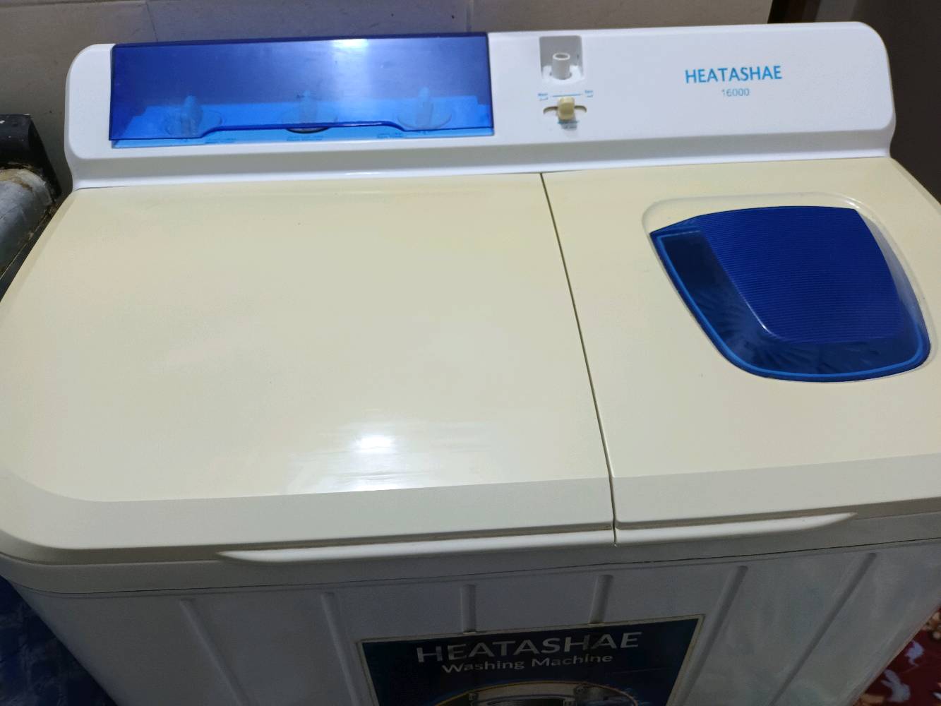 بغداد.. الحرية.. شارع الصحة 

غسالة ذو حوضين بسعة ١٦ كيلو .. جديده و نظيفة مابيهة اي عطل و الماطور شغال و التنشيف شغال و البدن نظيف و جديد بدون اي ضربة 