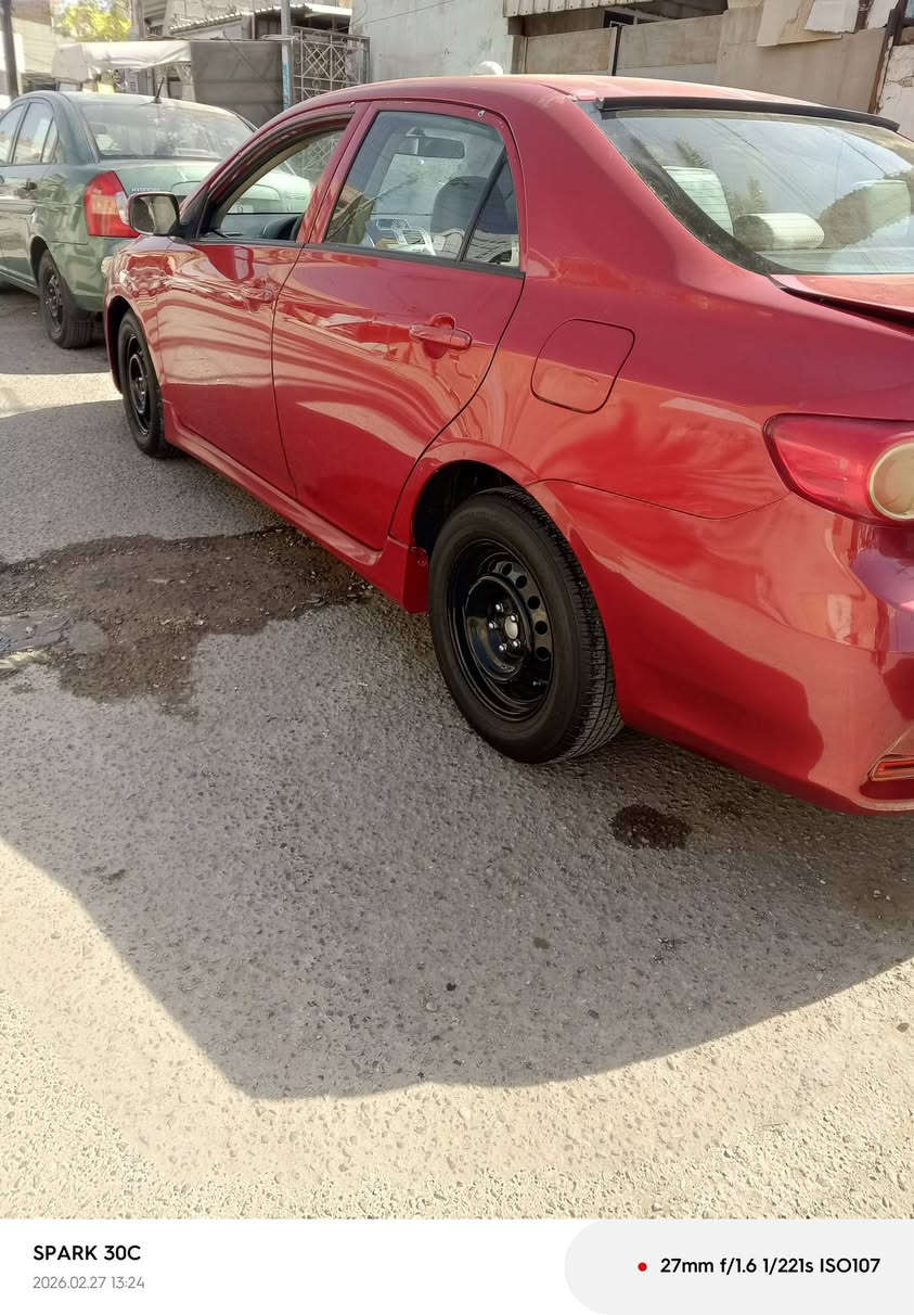 كورلا 13
وراد امريكي حادث مرفق بلمنشور 
 شاصي مقفول ولغد مقفول بيها بنيد 
وأبيها باب خلفي صبغ اثر ضربا ستوته مصبوغ 
وأبيها تنقيص بدون تبخير 
والتبريد نقص غاز 
مكان بغداد حي العامل 
مامتوجدين على الخاص 
رقم تليفون 
*********** 
السعر 118بيها مجال لشراي
