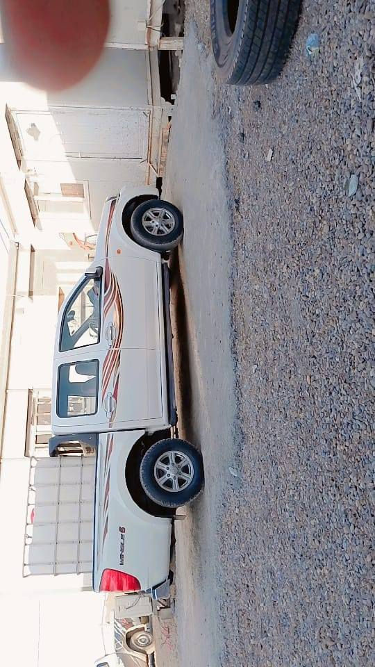 السلام عليكم قريت للبيع 21 داخل احمر السعر 110 وبيها مجال ومراوس بسياره صغيره او بيكم نيسان مكان السياره سماوه الوركاء ***********
