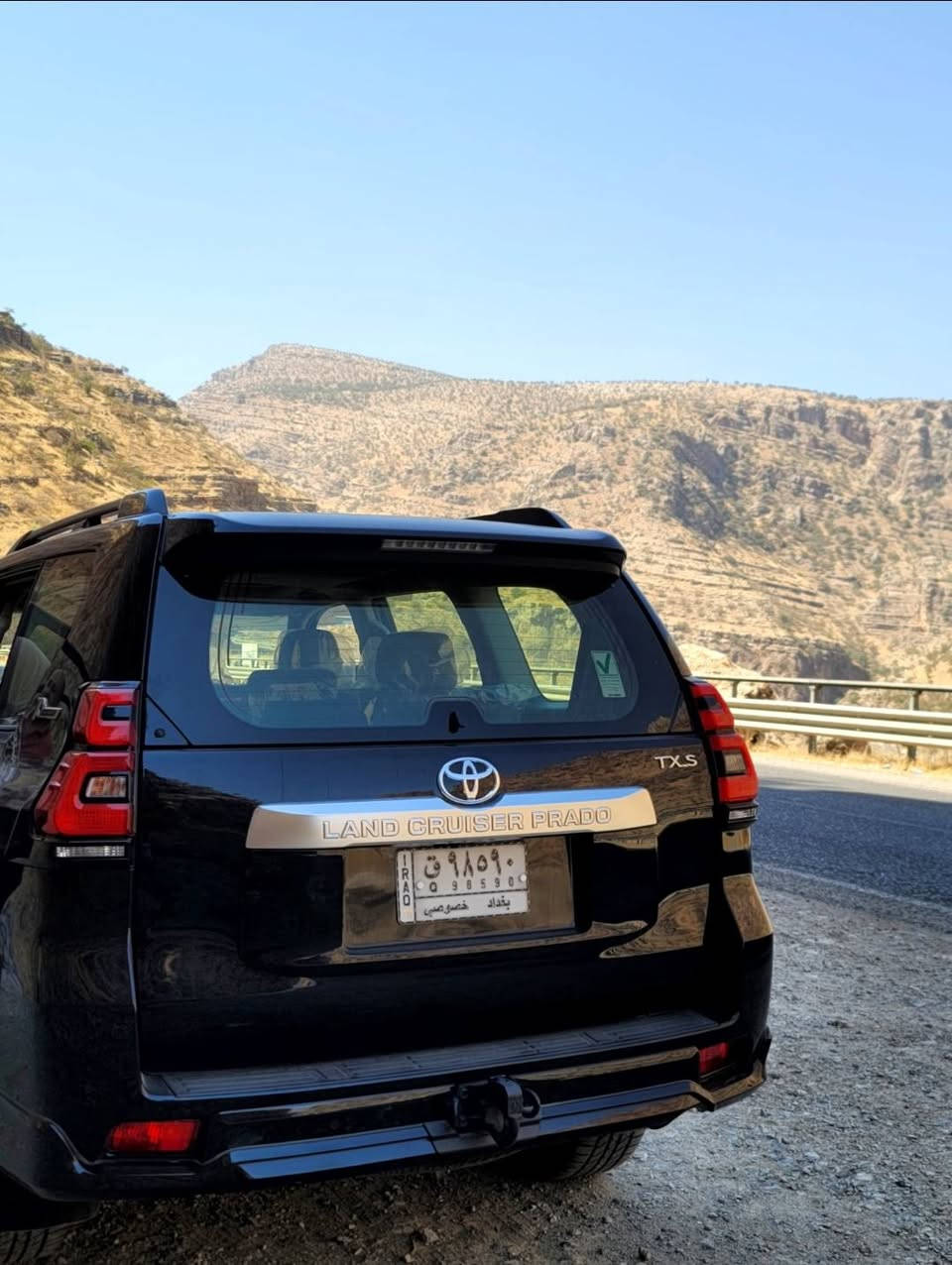 لليدور برادو زيرو بحالة الوكالة
للبيع تيوتا برادو 2022 نسخة سبعين عام
70th anniversary
السيارة مكفولة كفالة عامة
ماشية 5300 كيلو بوضع الوكالة
سبير دفن
محرك 4000
مواصفات txs
 كشنات جلد لون مشمشي
كشنات كهرباء
شحن وايرليس
شاشة كاربلي
كامرة امامية و خلفية و حساس خلفي
سلايد
سعر 480$ غير قابل للتفاوض و ما اعتقد اكو هيج نظافة بالسوك
للأستفسار اكثر 
***********
