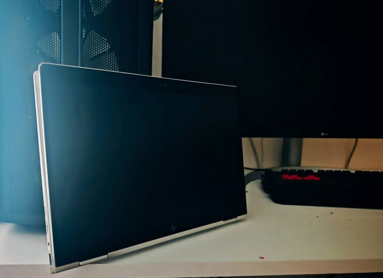 السلام عليكم لابتوب hp المواصفات مثل ما في الصورة الابتوب نظيف جداا الشاشة لمس
للتواصل واتساب ***********
