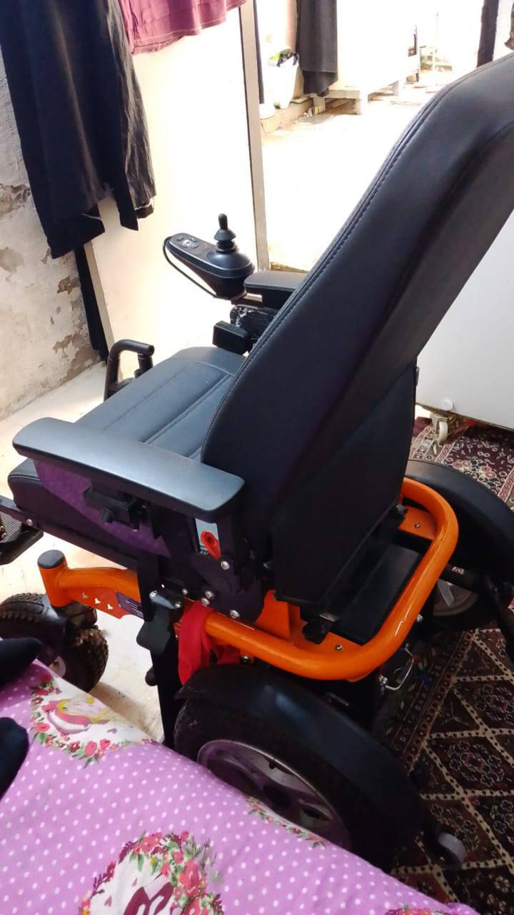 السلام عليكم عربانه شحن للبيع جديدة مستعمله كلش قليل للاستفسار الاتصال ع رقم ***********
