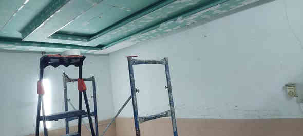 السلام عليكم 
نعمل جميع الاصباغ الداخليه والخارجيه 
ديكورات سحبات ملكي صبغ وجهيات 
حداديه وبنسب الاسعار الاستفسار ***********
