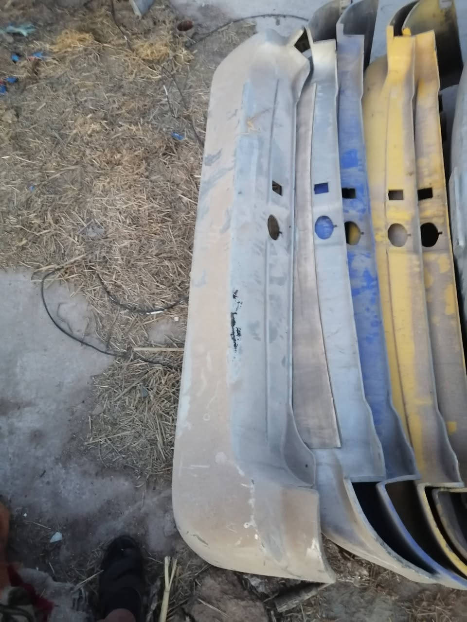 سلام عليكم غراض بريجو منغولي البيع وماصدات دعاميات امامي وخلفي حاوية البيع المكان حله نادر ***********
