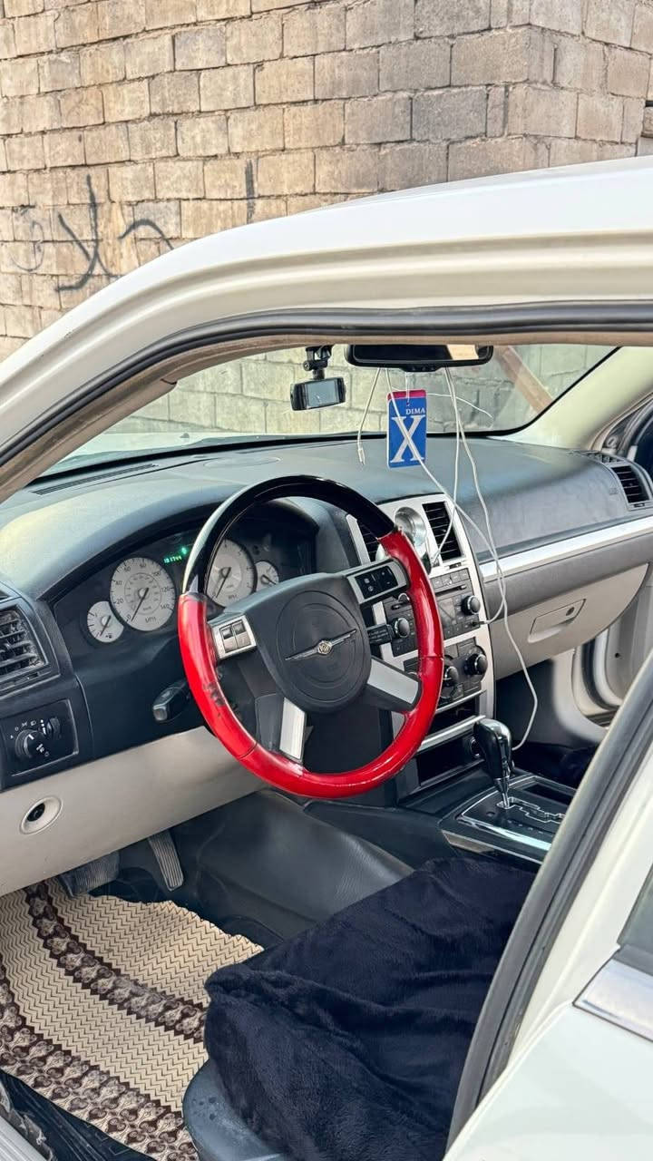 من رخصه الادمن المحترم اوباما 2008 سياره جديده كفاله من الضربه مكاني البصره ..السعر 110
