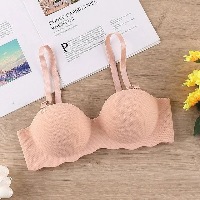 #جديدنا لاينتهي👙
حمالة صدر نسائي👙
درجة اولى…اسفنجة بدون عظم 
كوالتي عالي وخامة راقية✔️
✨ قطعه واحده  مسطح ماتبين تحت ملابس 
✨القماش تركي درجه اولى 💯🇹🇷
✨مريحه جدا بالبس 
✨حمالة الصدر غير مقصوصة بدون خياط 
✨وتسمح بمرور الهواء 

القياسات :- 32/34/38/39
5الوان متوفرة:-
(ماروني-بصلي-بيجي-وردي فاتح-اسود) 

السعر6 الاف
🚘 يوجد خدمة توصيل لجميع محافظات العراق ٤ الاف 🚘


**إذا كنت صاحب هذا الإعلان وتريد حذفه لأي سبب، رجاءا أرسل رسالة إلى الدعم الفني**