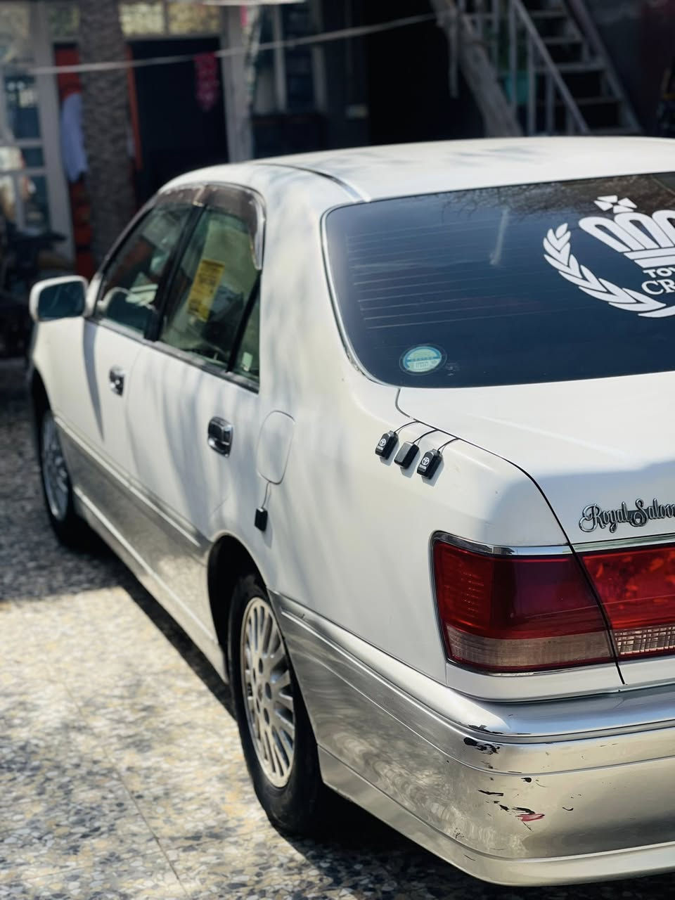 سلام عليكم 
جنون لبيع ادرات كصه جنطه  متوئمه طبق الصل رقم وسنويه موديل 2002سياره دكمه وحده مكينه ديفور سياره جاهزه تخم تاير جديد حداديه جديده باتري جديد قبل فتره مسوي دامه لمكينه مجاول بلكات يعني سياره متعوب عليها والله مال جناي تبريد تدفئه سعر 35 وبيها مجال وترهم مراوس حسب لقناعه 
رقم الهاتف ***********
